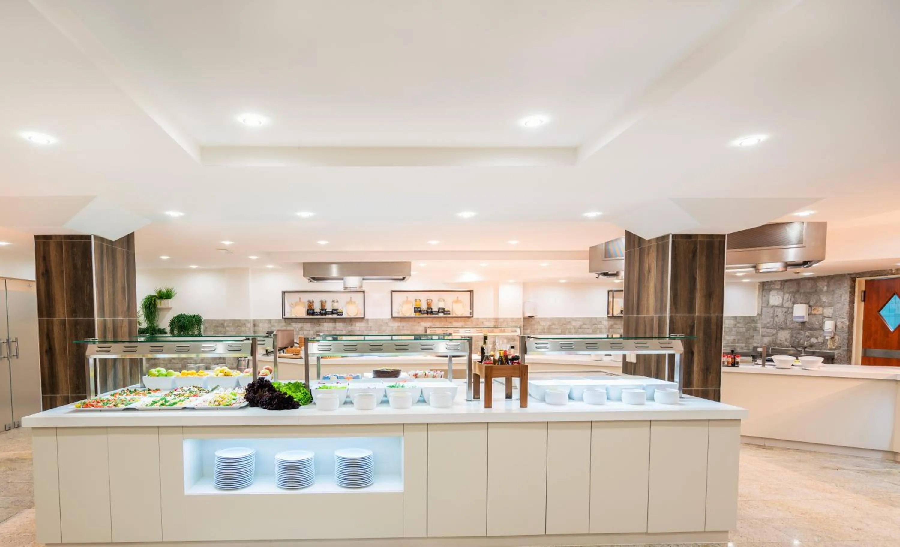 Restaurant/places to eat in Iberostar Waves Bellevue All Inclusive