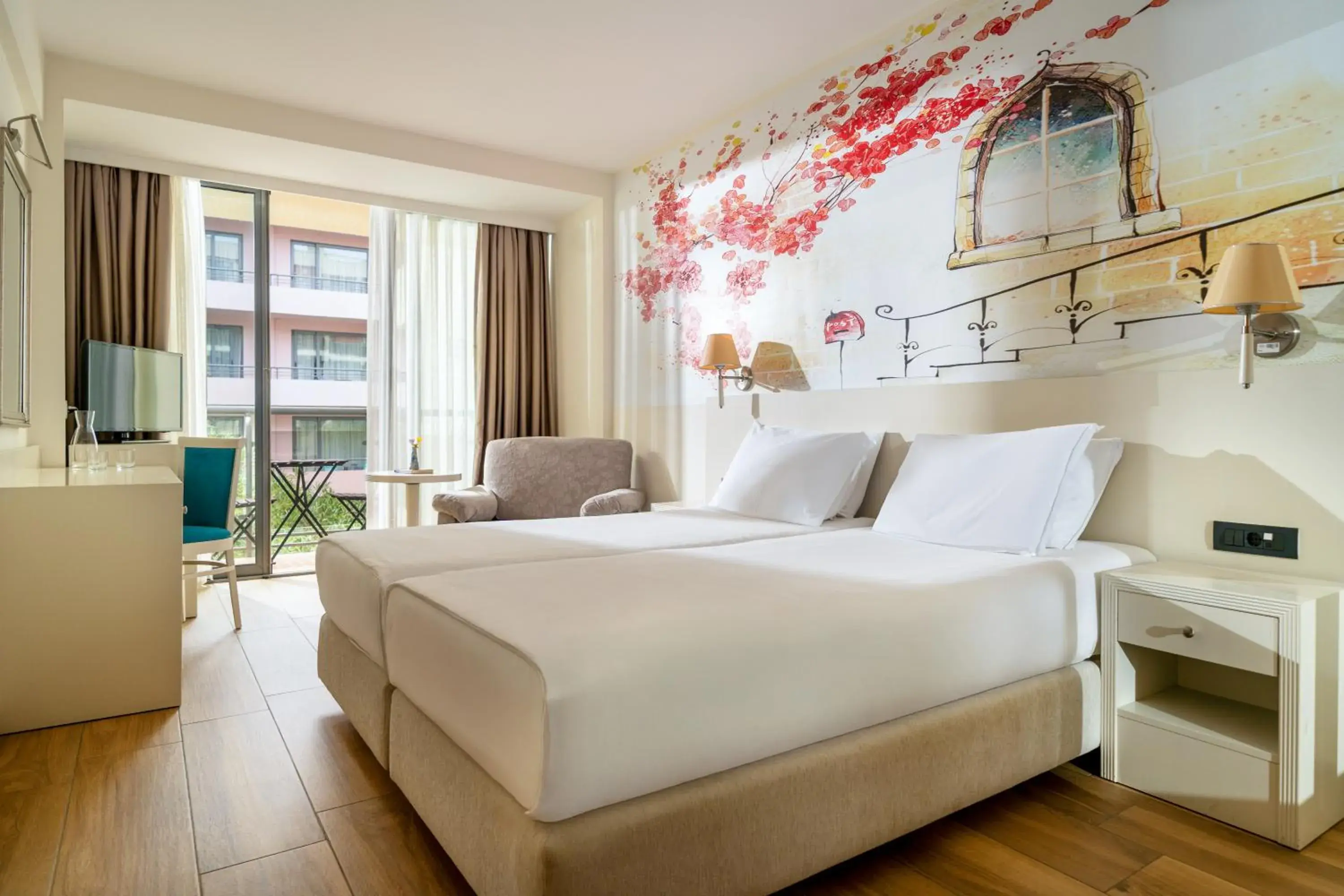 Standard Double or Twin Room in Iberostar Waves Bellevue All Inclusive Standard Double or Twin Room in Iberostar Waves Bellevue All Inclusive