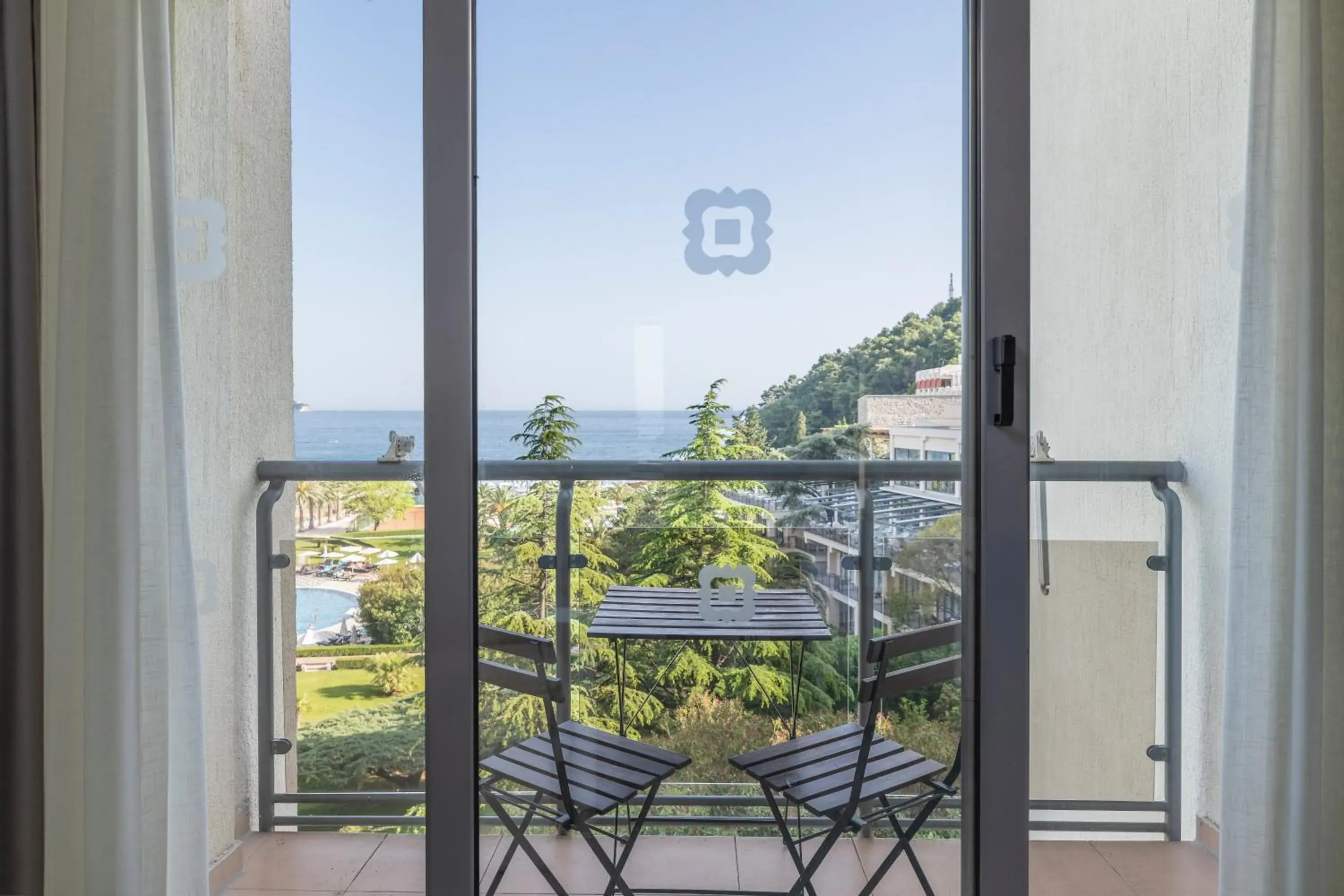 Double or Twin Room with Sea View in Iberostar Waves Bellevue All Inclusive Double or Twin Room with Sea View in Iberostar Waves Bellevue All Inclusive