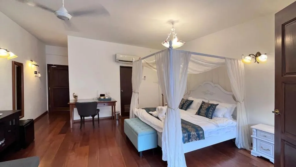 Photo of the whole room in 19th Century Boutique Hotel