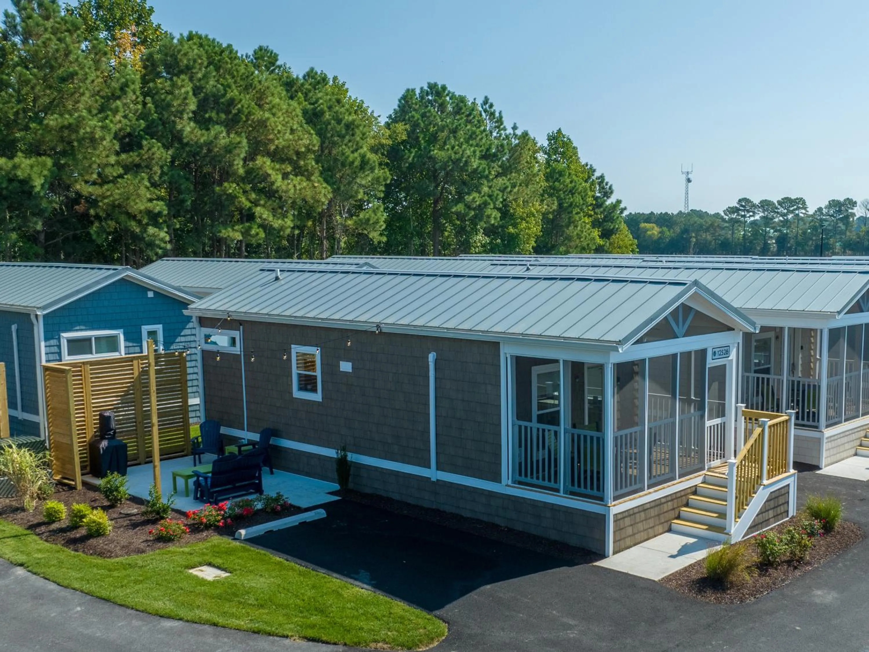 Property building in Shore Point Cottages