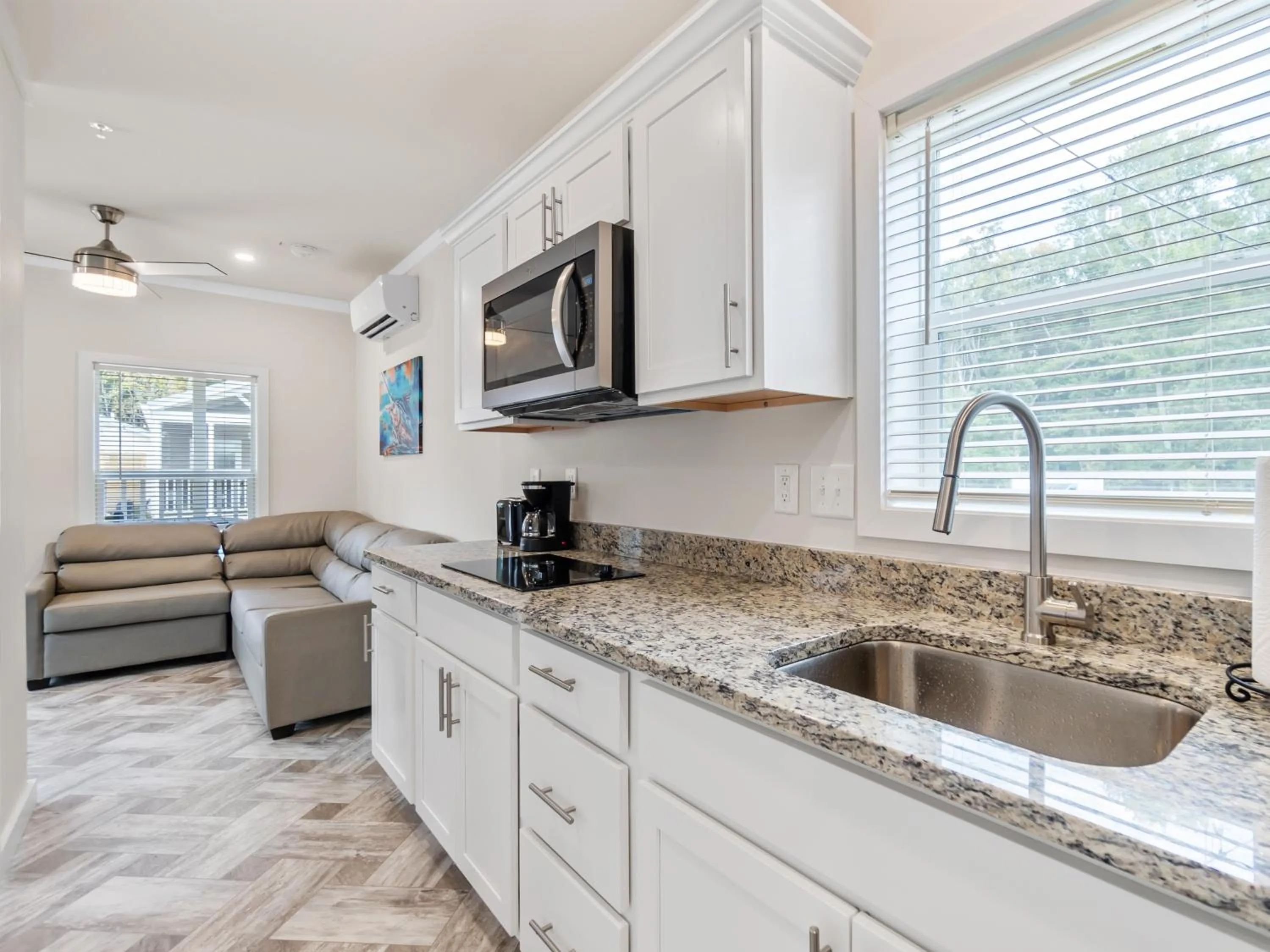 TV and multimedia in Shore Point Cottages