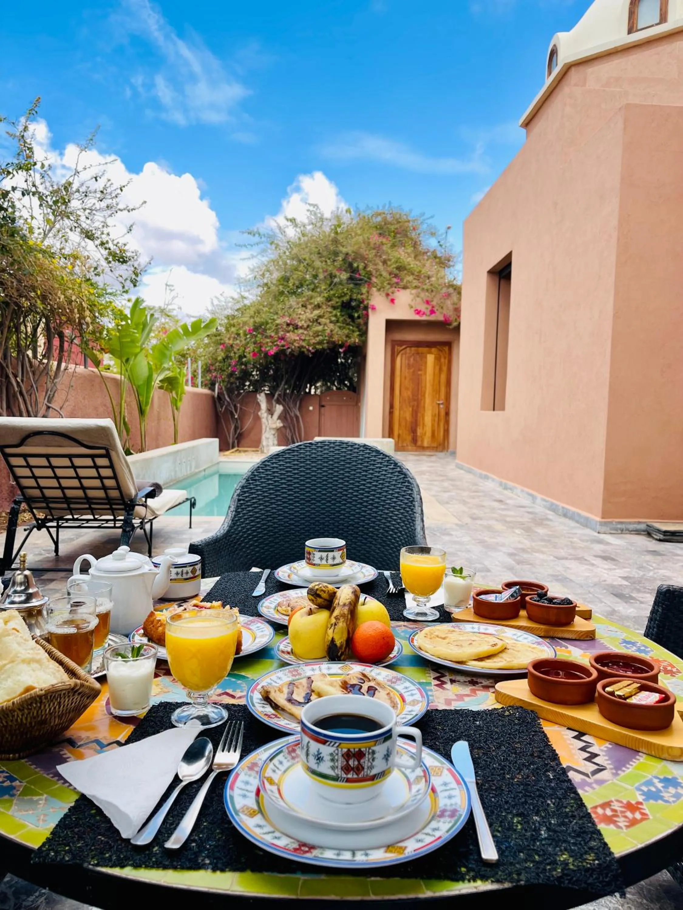 Swimming pool in Les Jardins de Kesali By La Siredrah