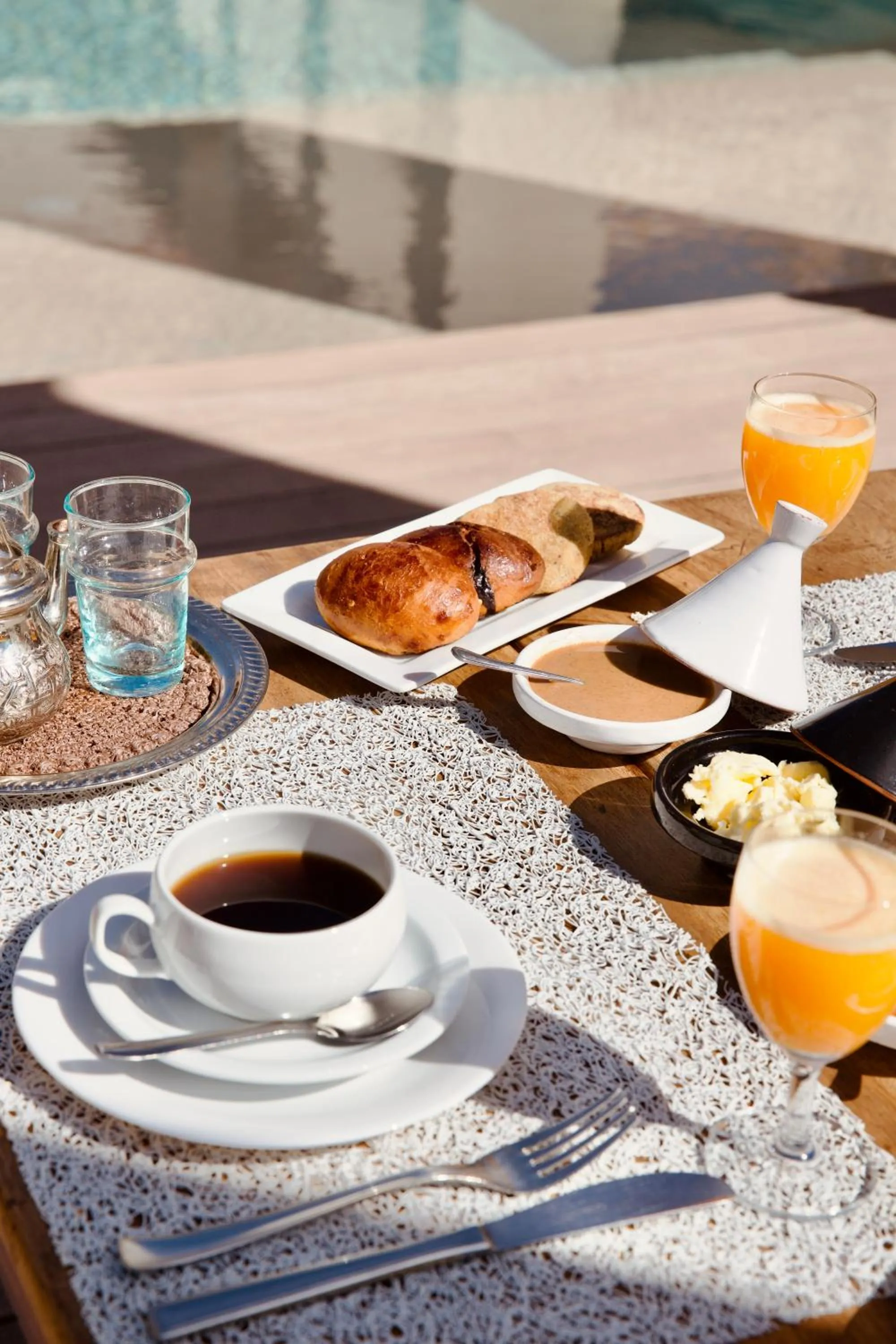 Food and drinks in Les Jardins de Kesali By La Siredrah