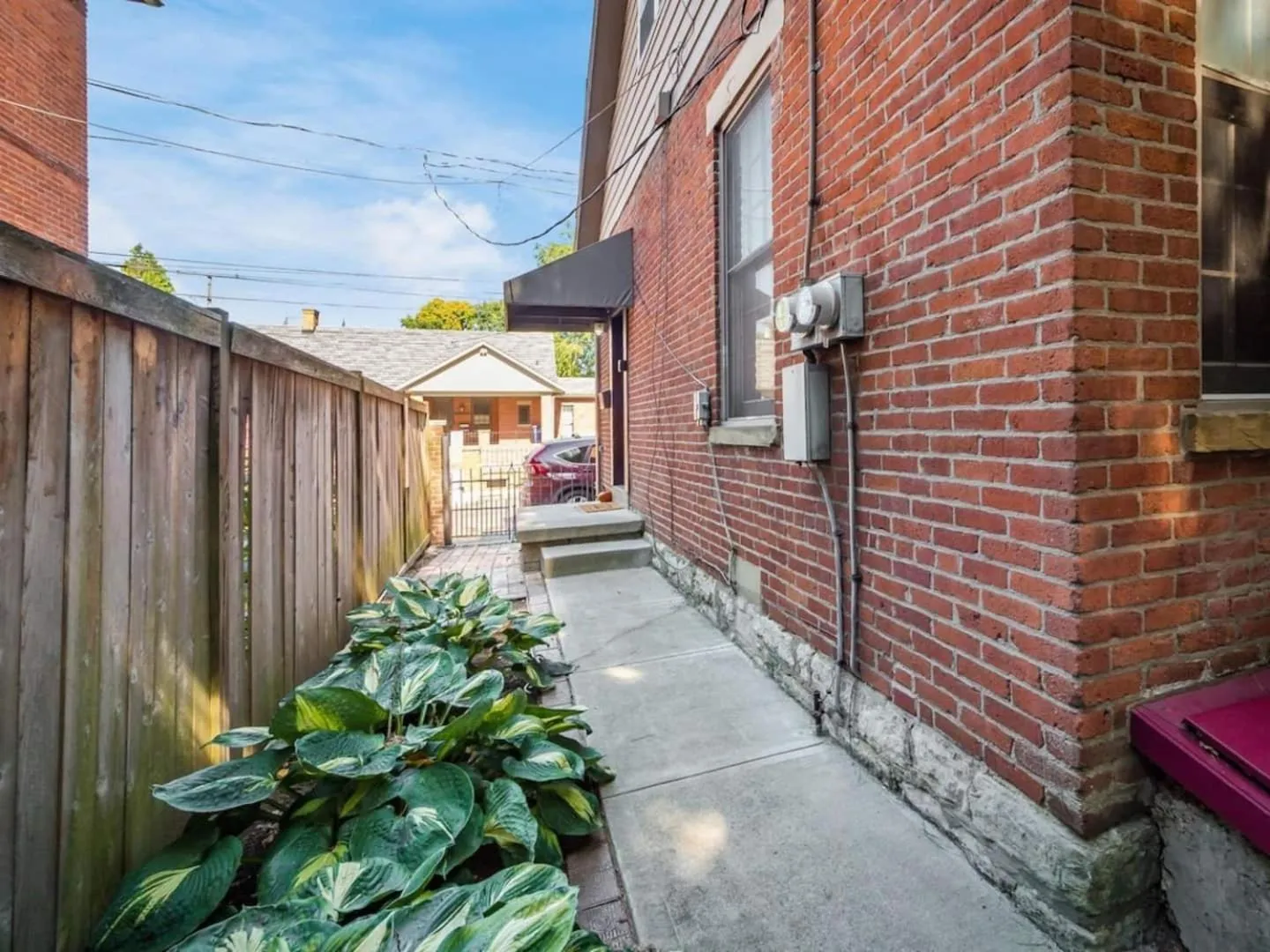 Pet-Friendly German Village Haus Wifi Walkable