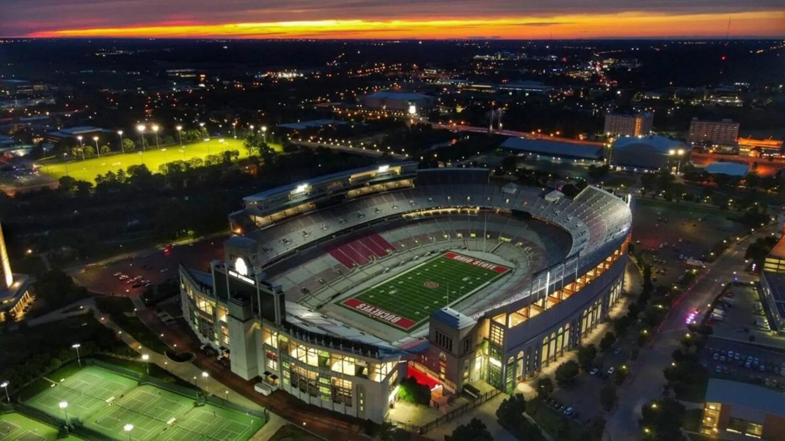 Pet-Friendly German Village Haus Wifi Walkable