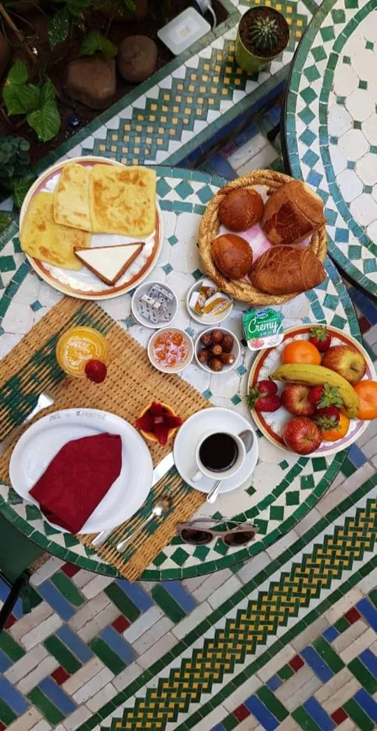 Buffet breakfast in Riad Dar Zouhour