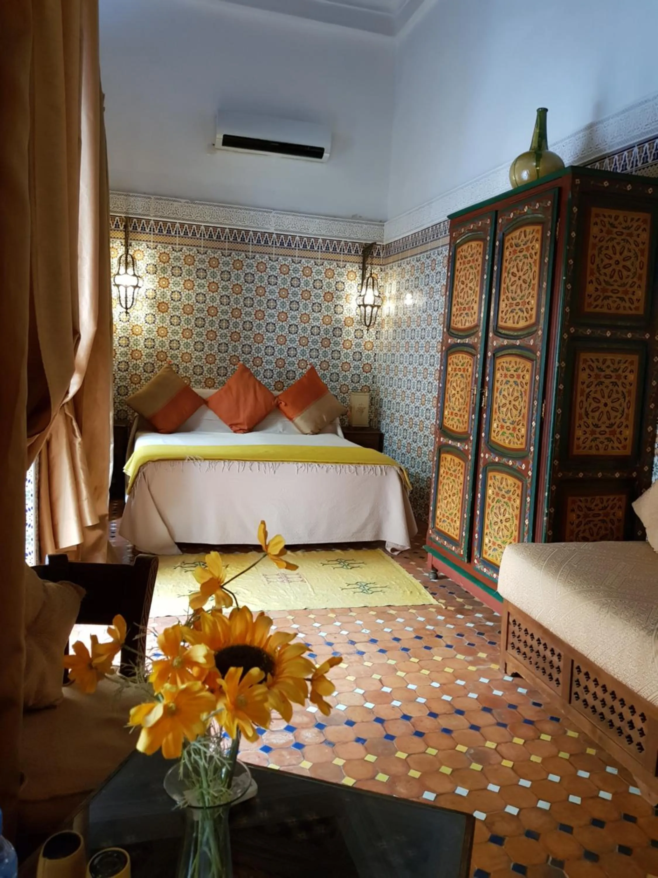 Bed in Riad Dar Zouhour