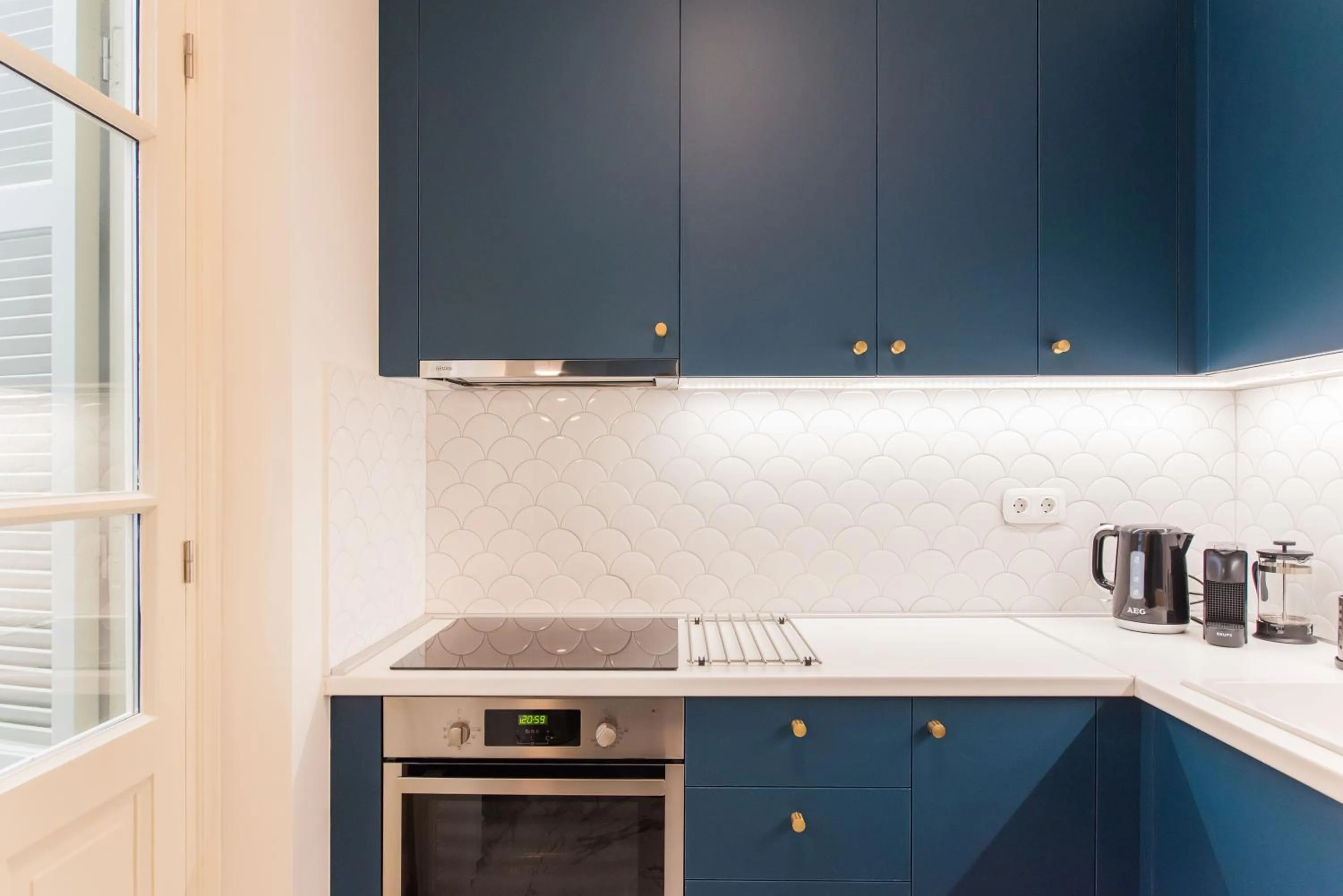 Coffee/tea facilities in White Lotus by halu! Apartments