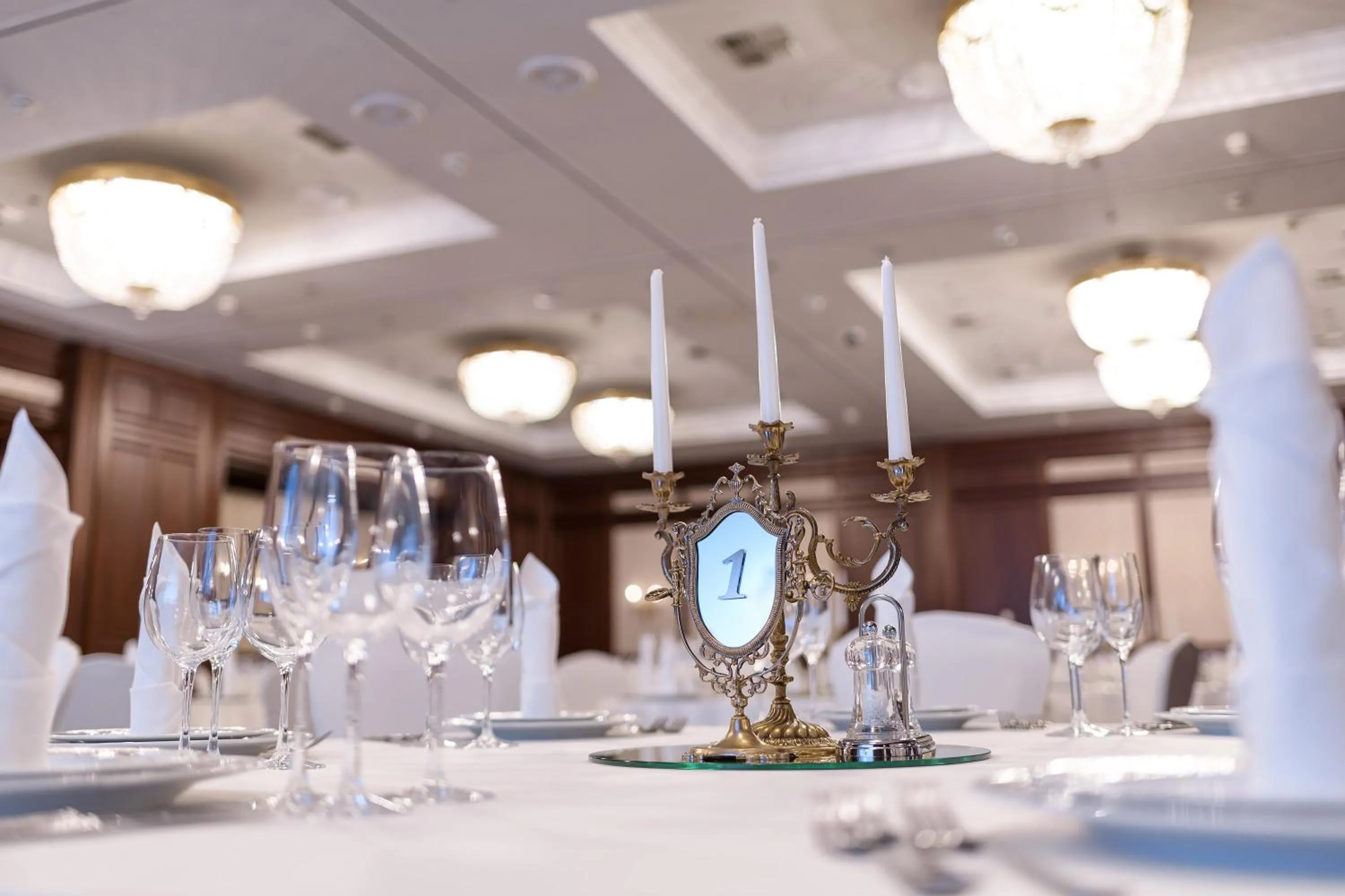 Restaurant/places to eat in Premier Palace Hotel Kyiv