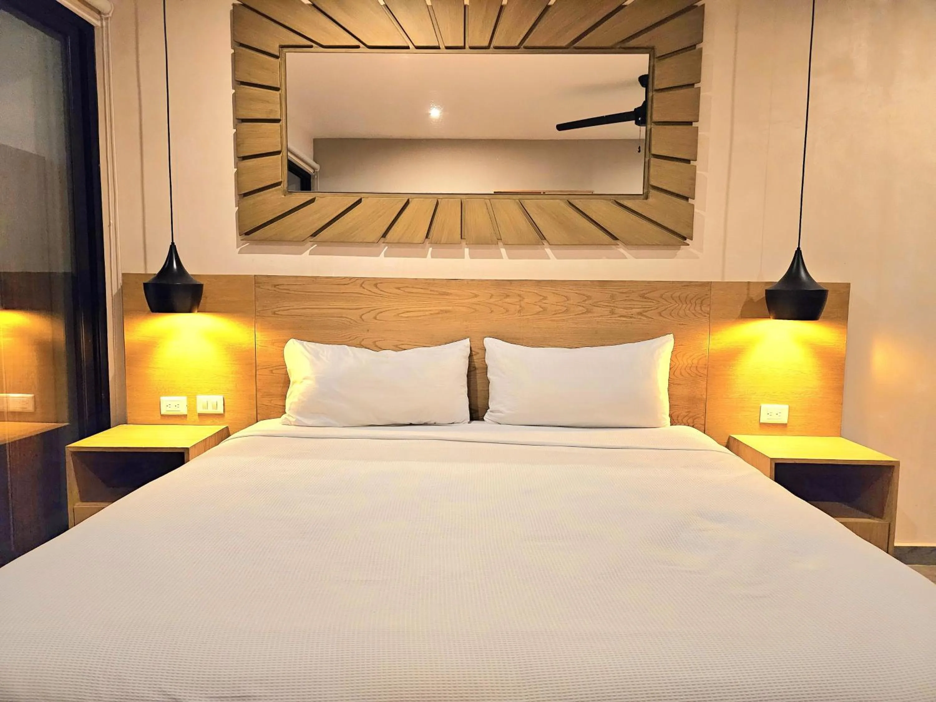 Bed in Sofía Boutique Condos by Bunik