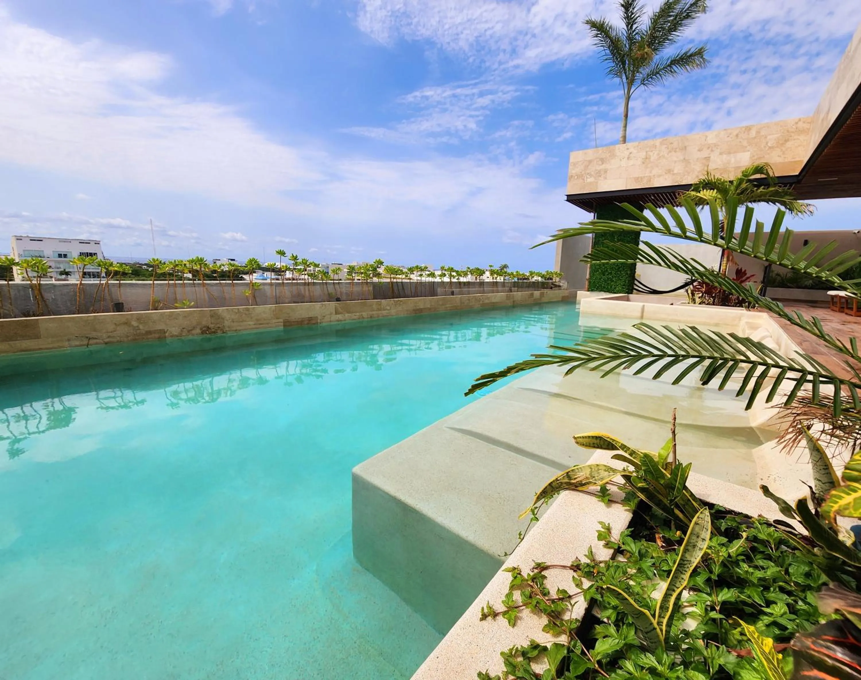 Day in Sofía Boutique Condos by Bunik