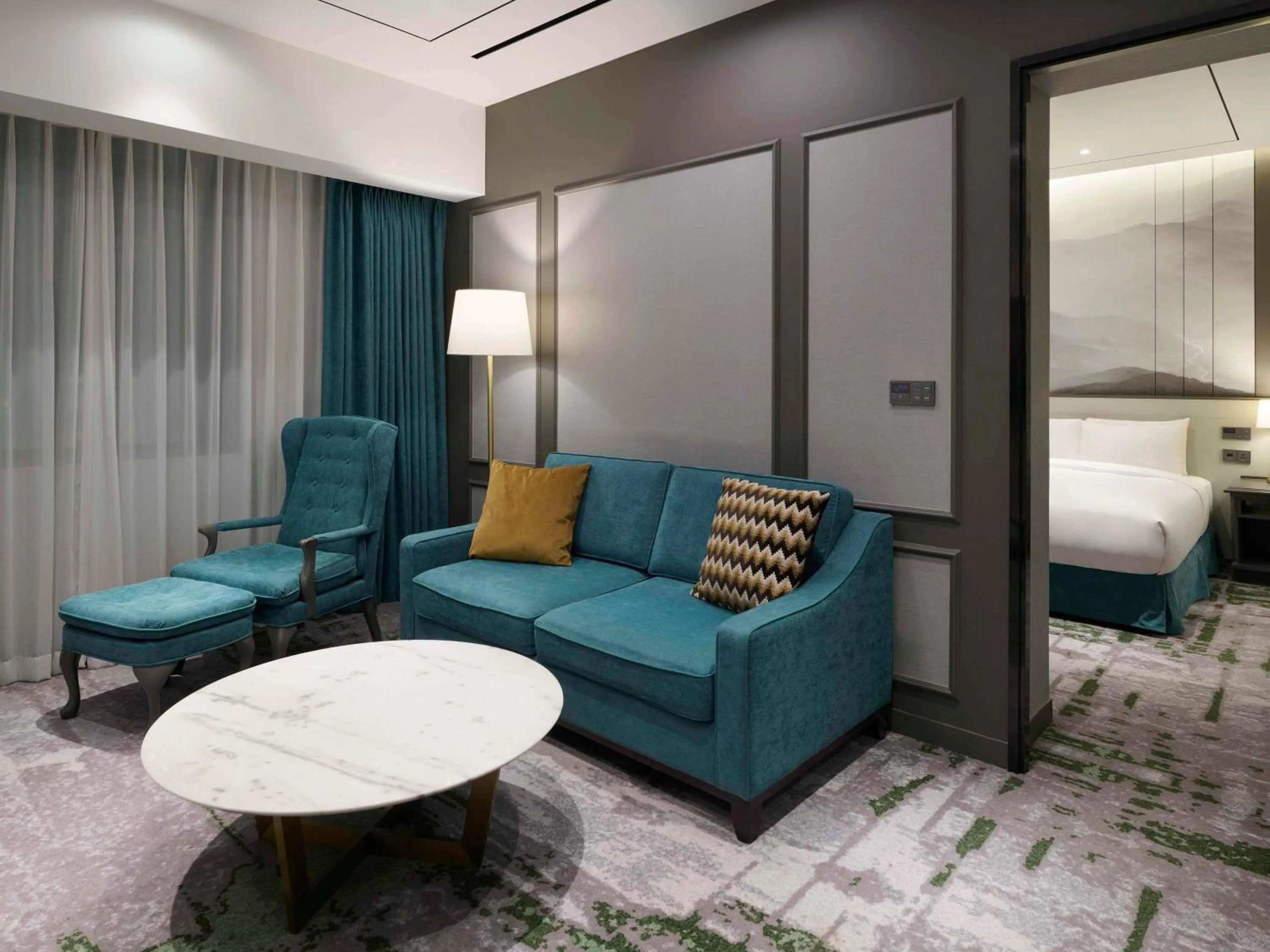 Bedroom in Grand Mercure Imperial Palace Seoul Gangnam