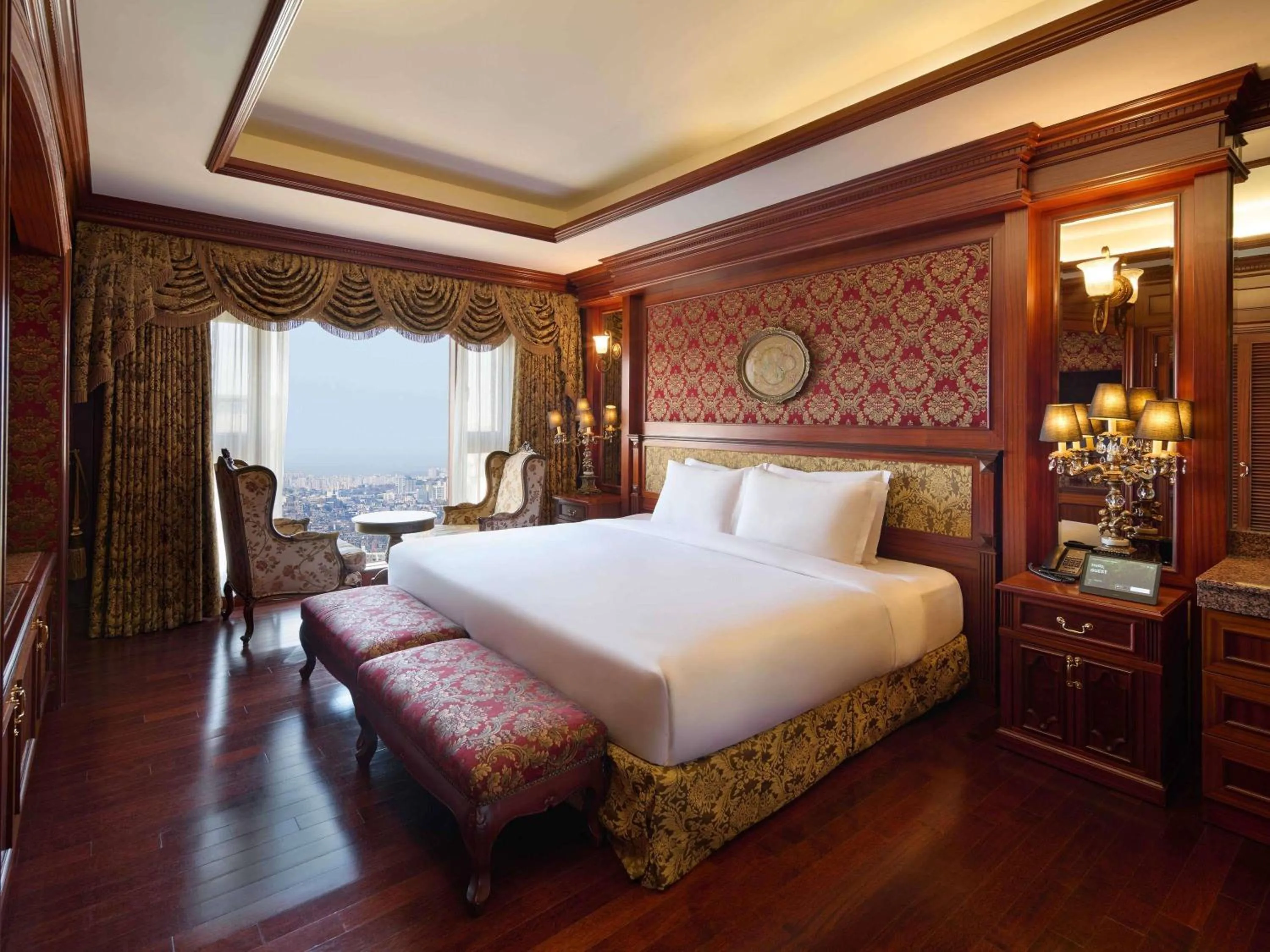 Bedroom, Bed in Grand Mercure Imperial Palace Seoul Gangnam