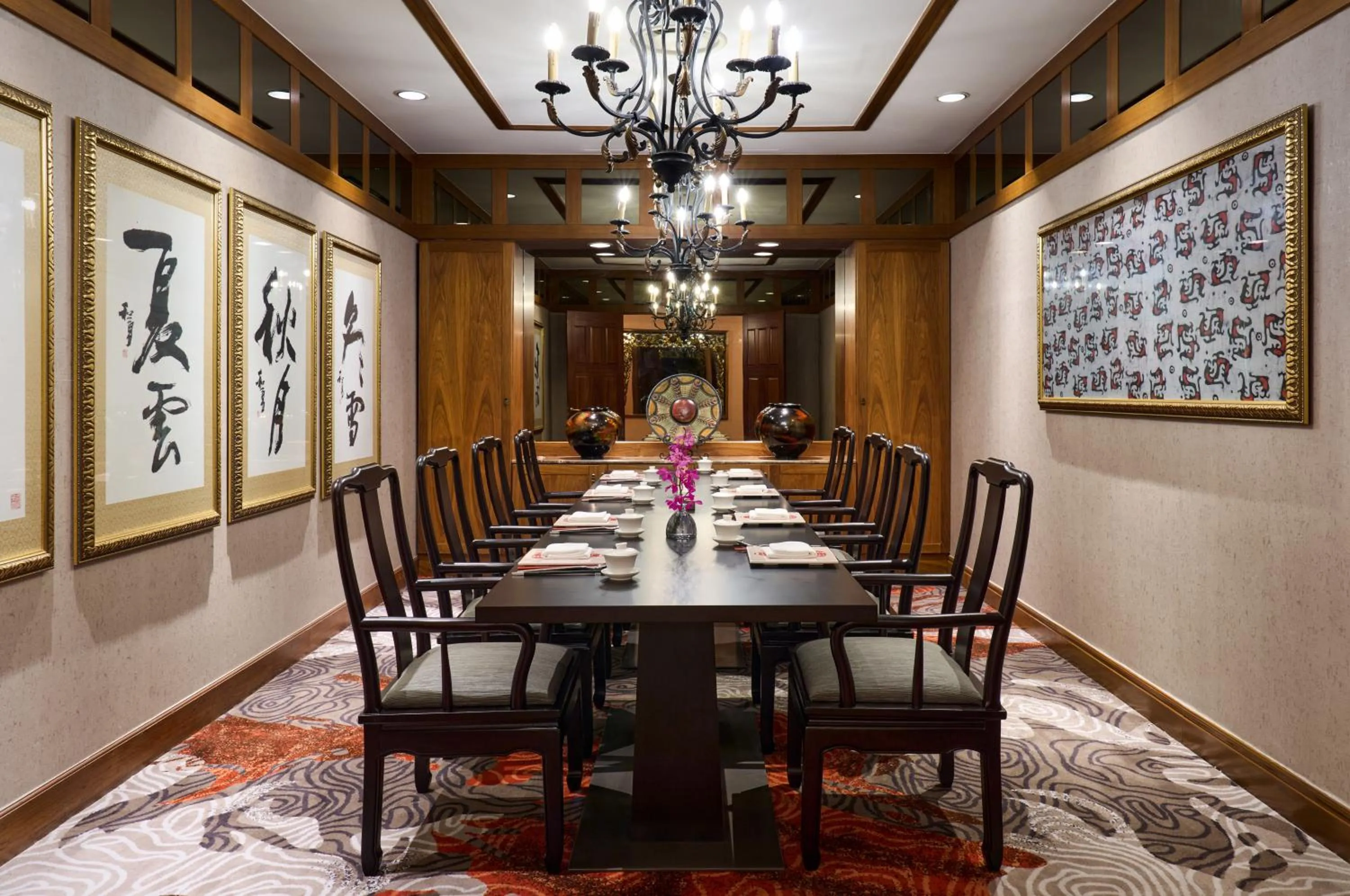 Restaurant/places to eat in Grand Mercure Imperial Palace Seoul Gangnam