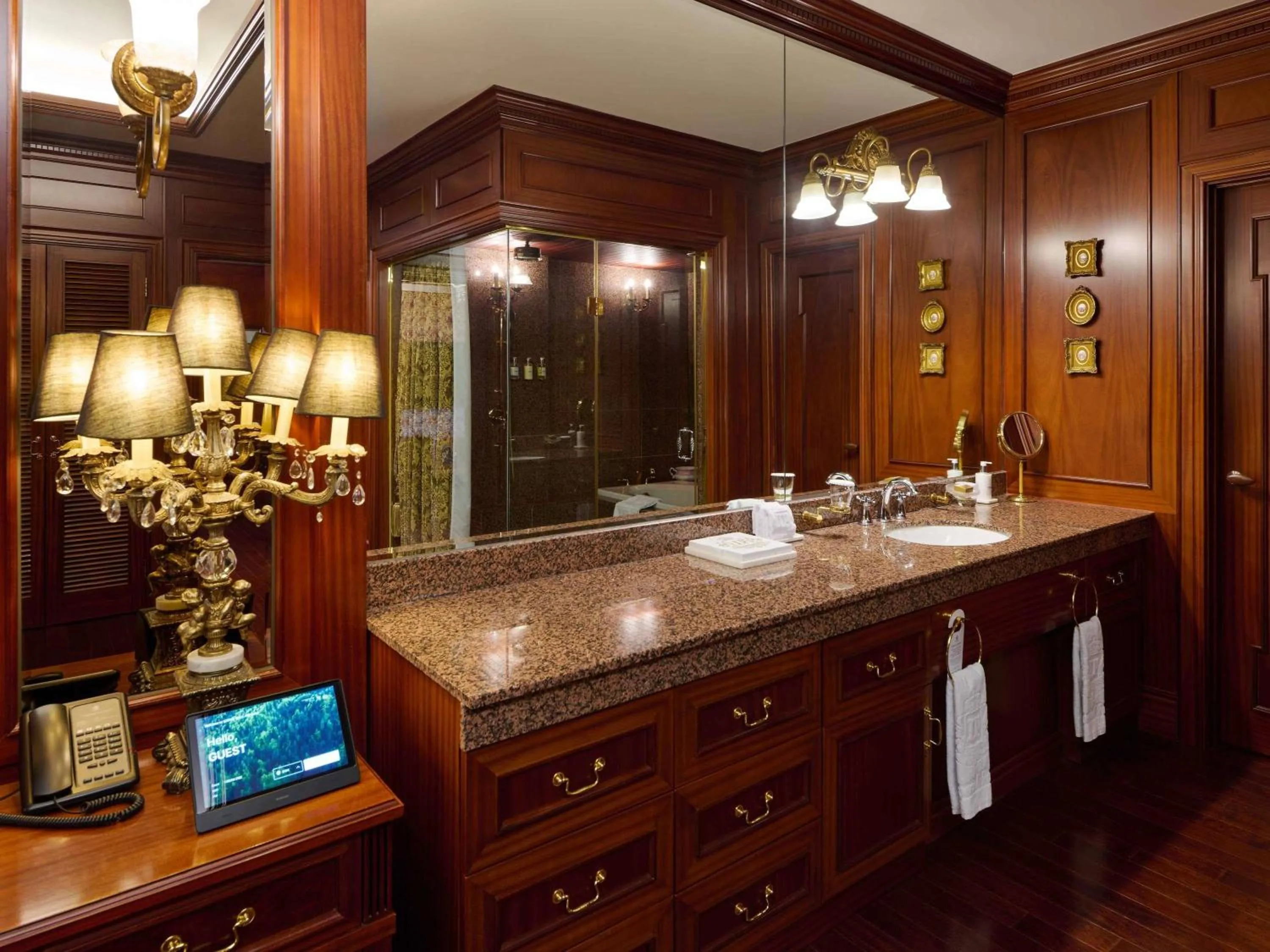 Bedroom in Grand Mercure Imperial Palace Seoul Gangnam