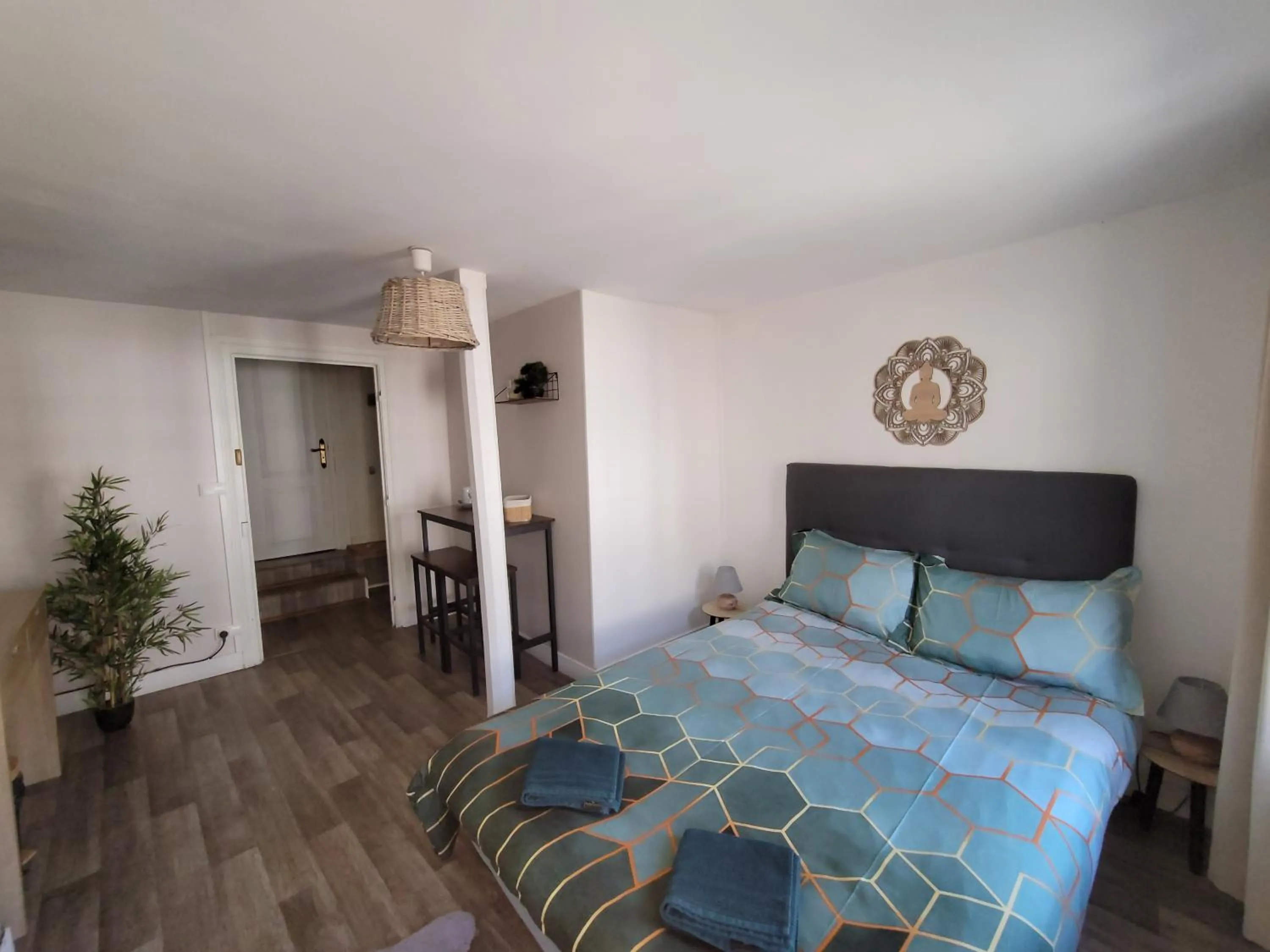 Photo of the whole room, Bed in Chambre indépendante Au Relais Normand