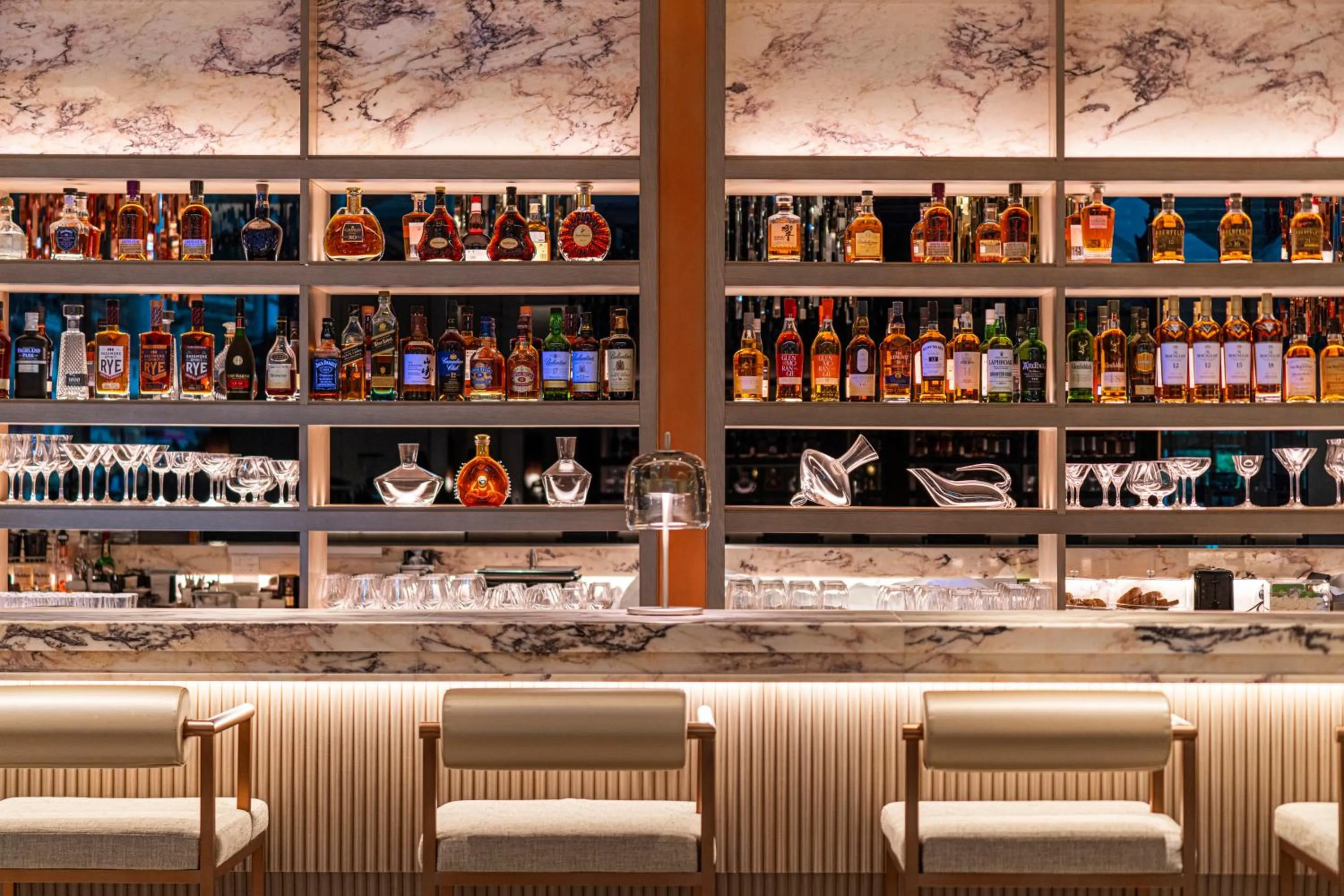 Lounge or bar in Lotte Hotel World