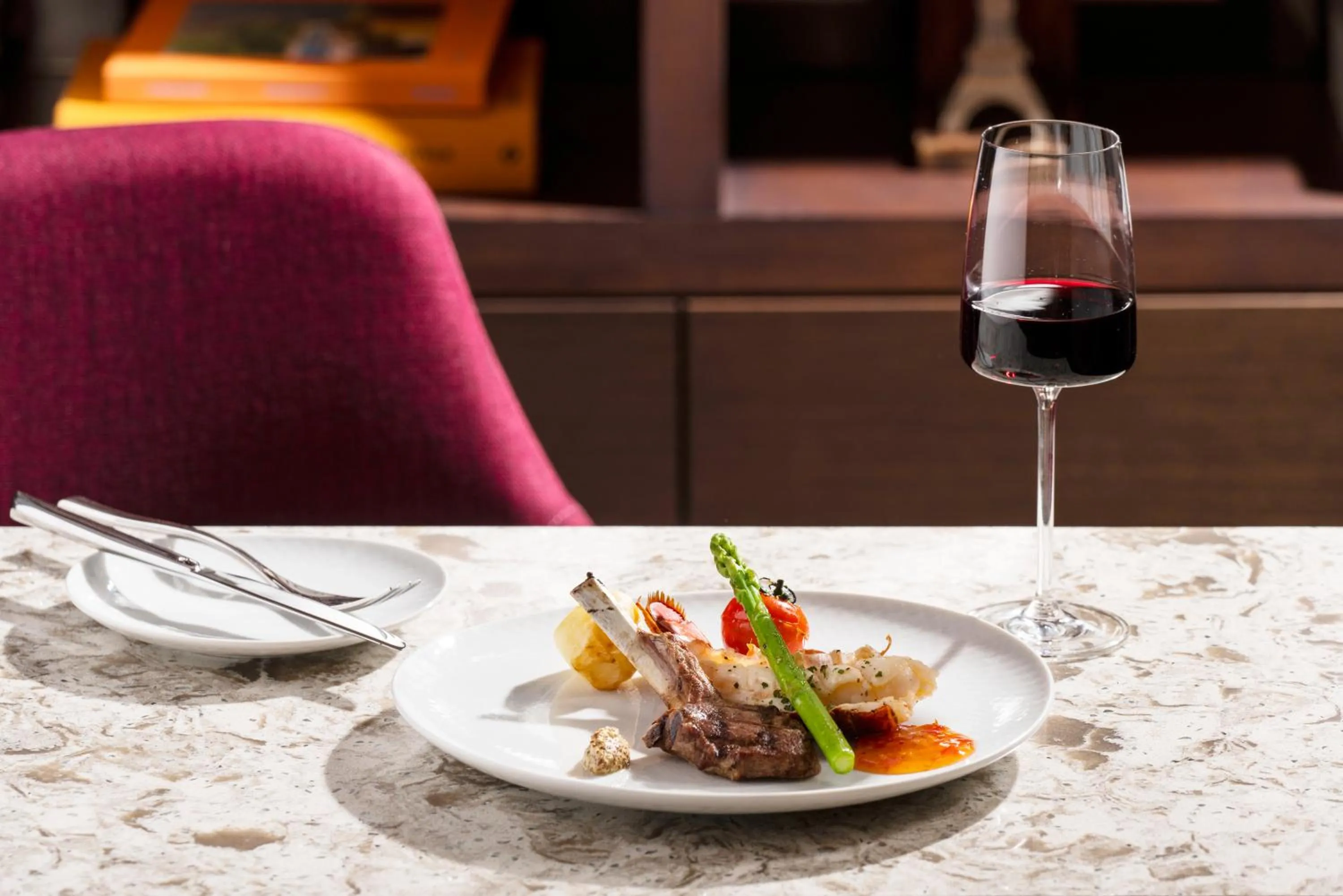 Lounge or bar in Lotte Hotel World