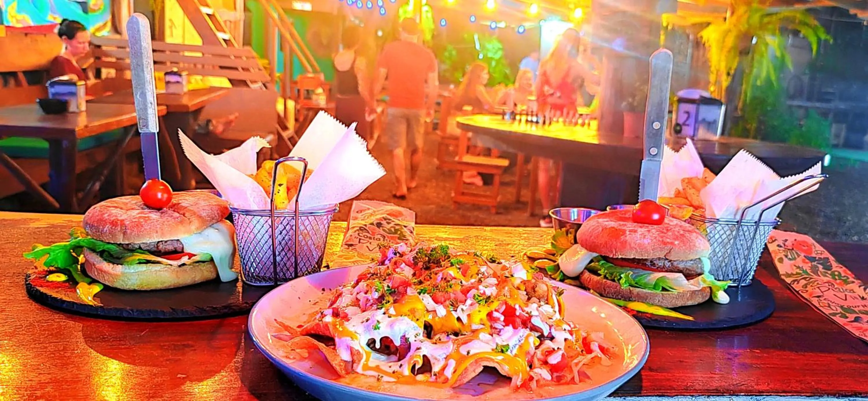 Restaurant/places to eat in Flutterby House Hostel