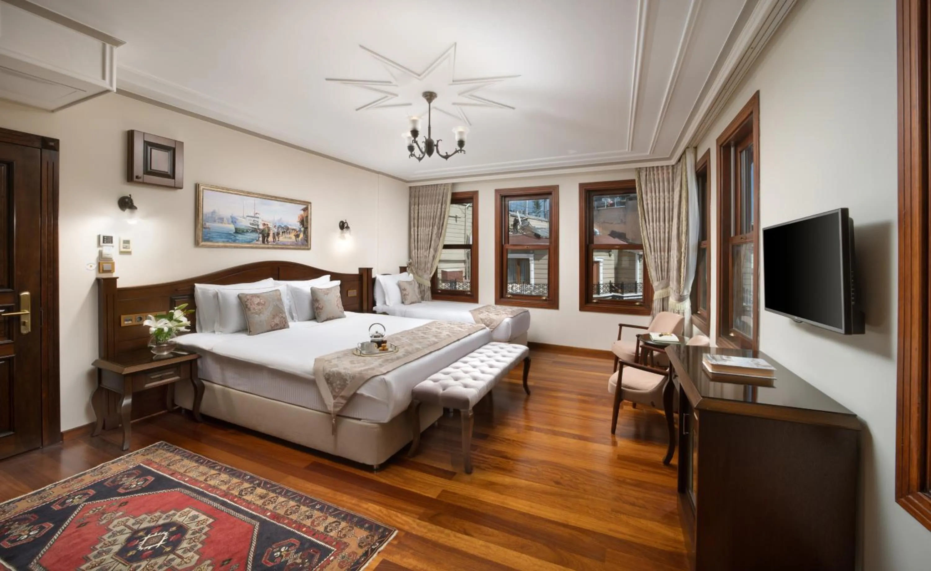 Massage, Bed in Bender Hotel