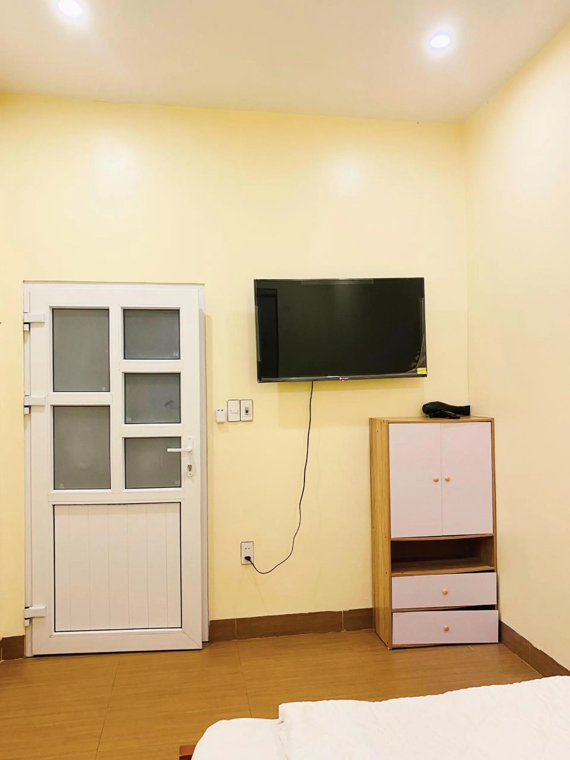 Bed in Orchid Riverside Villa