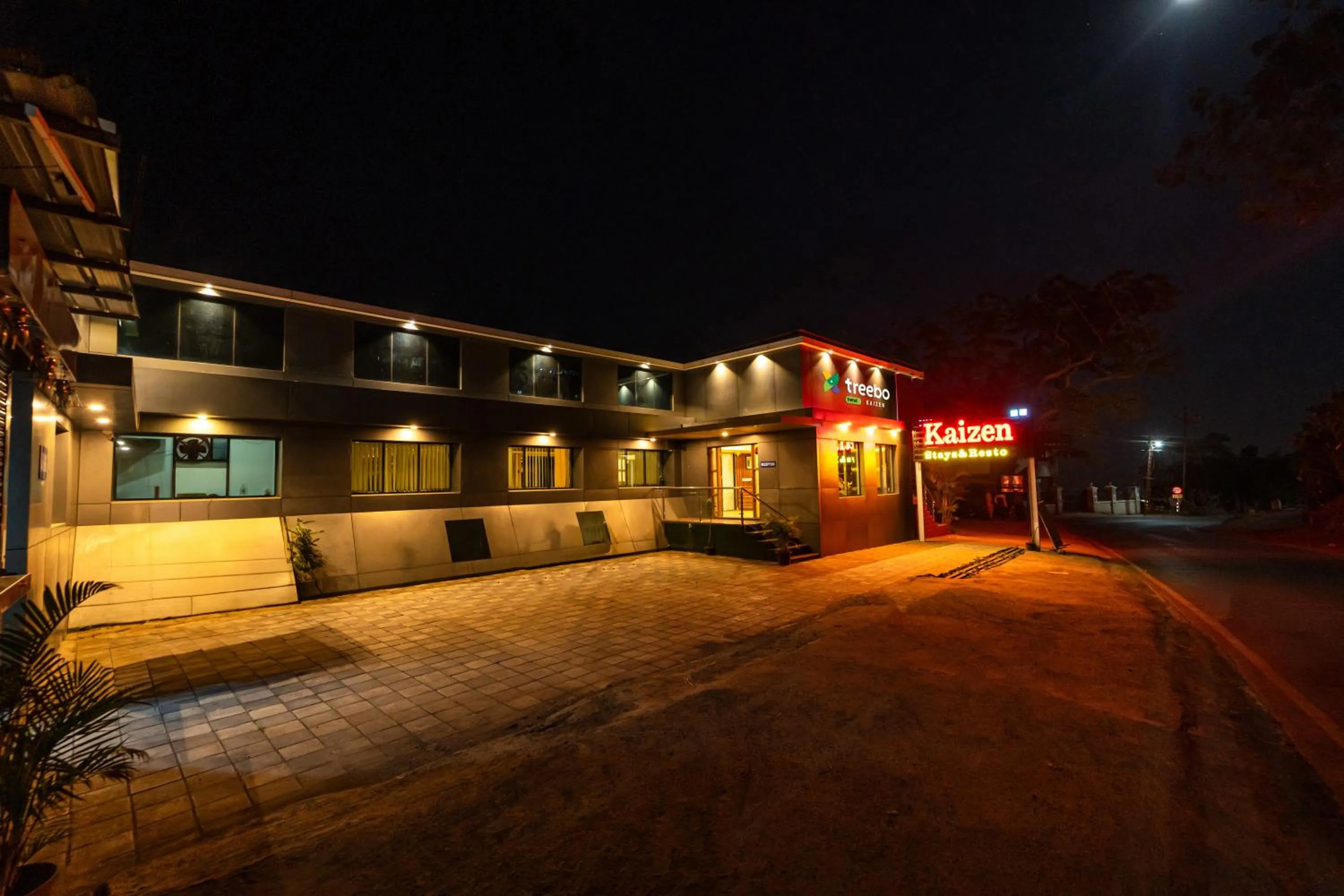 Facade/entrance in Treebo Kaizen, 3 Kms From Paragliding