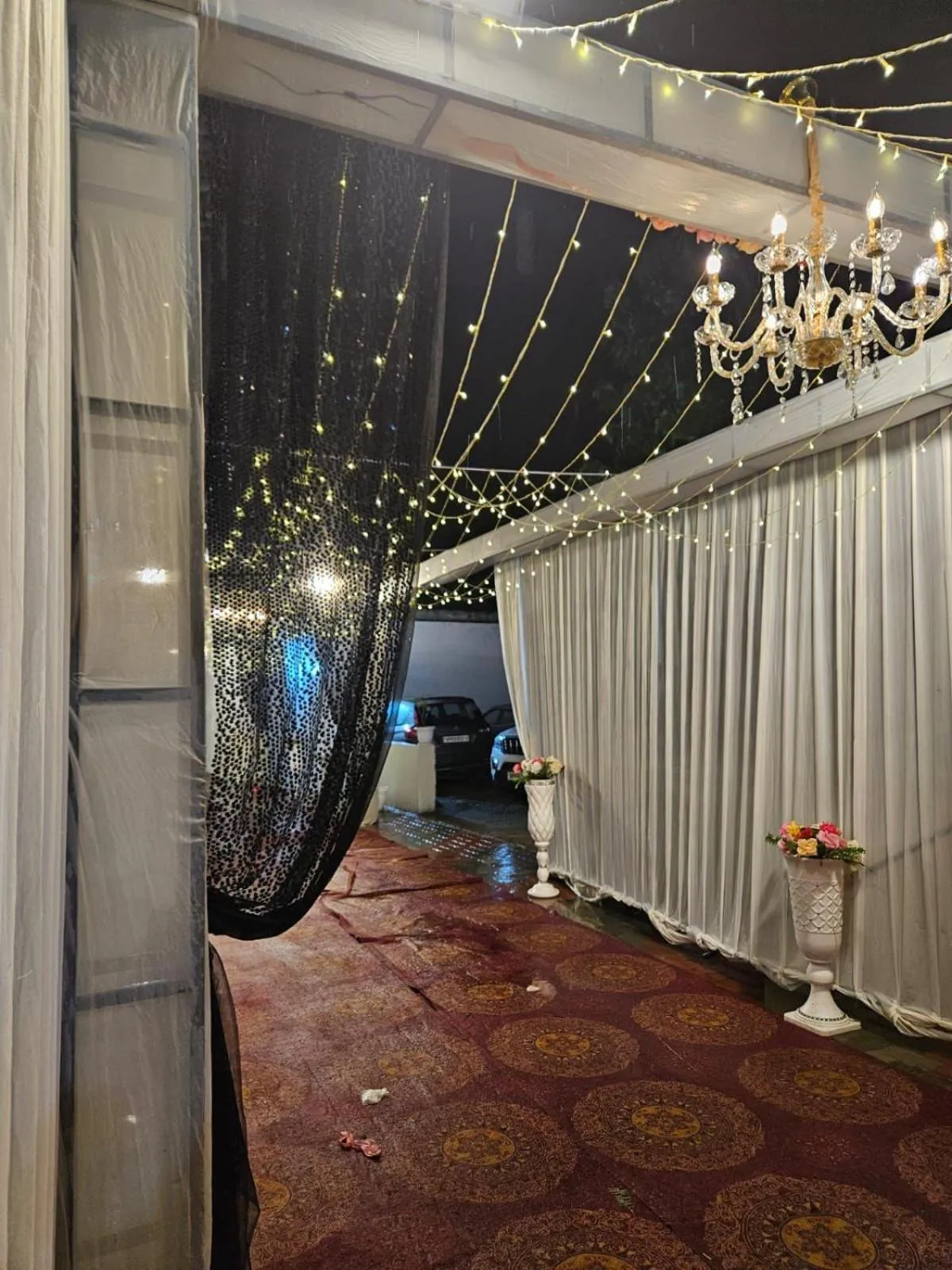 Decorative detail in HOTEL KAVANA