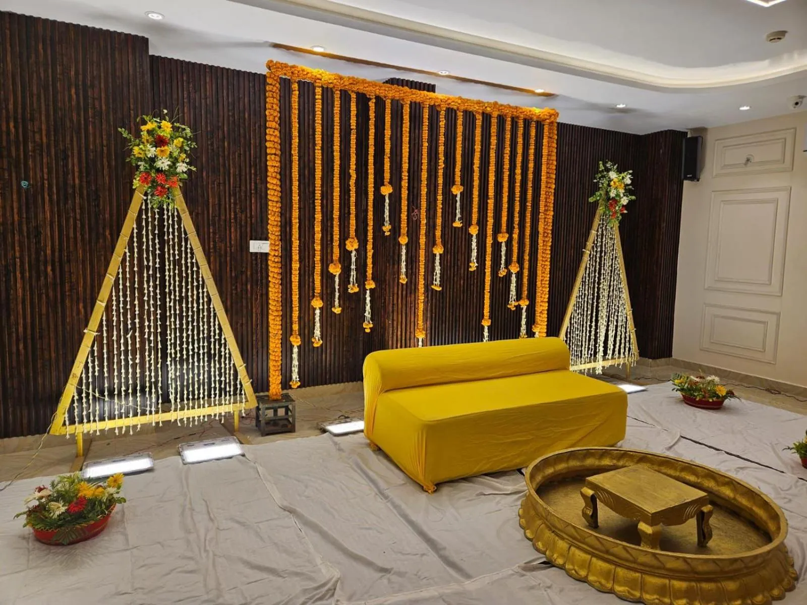 Banquet/Function facilities in HOTEL KAVANA