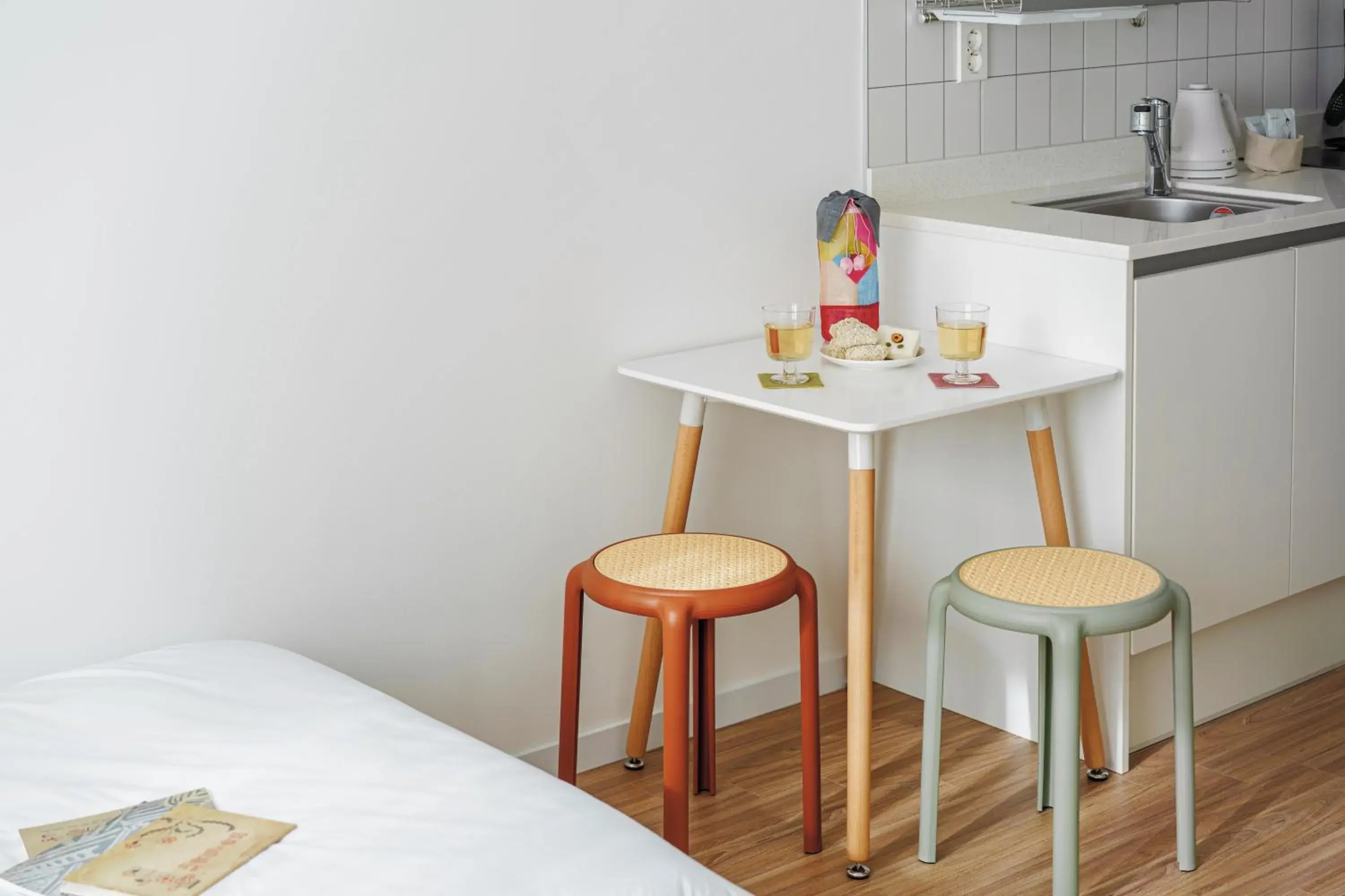 Studio Twin in Urbanstay Boutique Ikseon Studio Twin in Urbanstay Boutique Ikseon