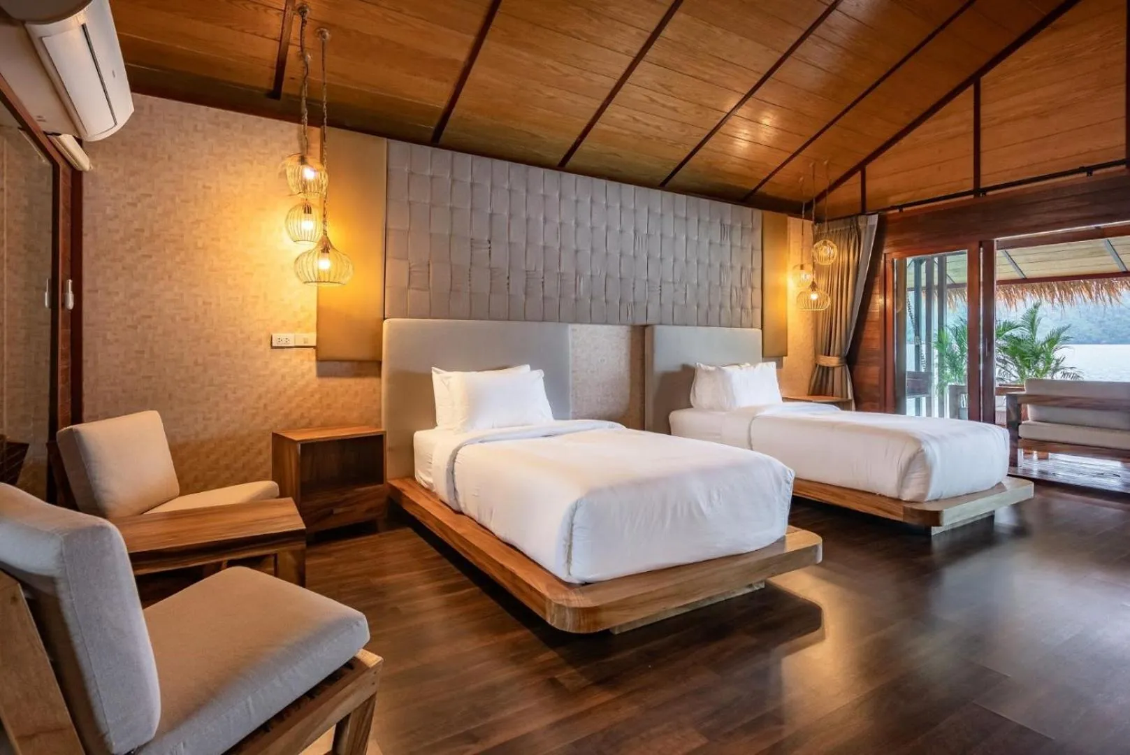 Bedroom, Bed in Ruknam Resort
