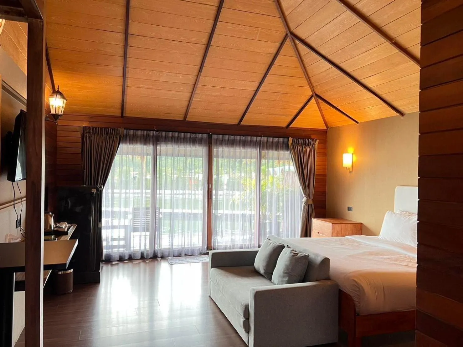 Bed in Ruknam Resort