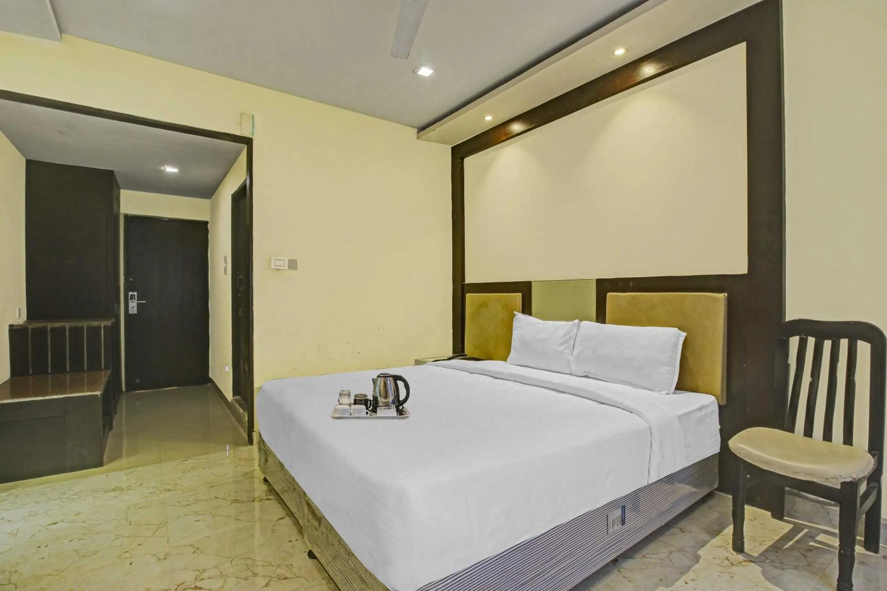 Bedroom, Bed in Collection O Grand Krishna