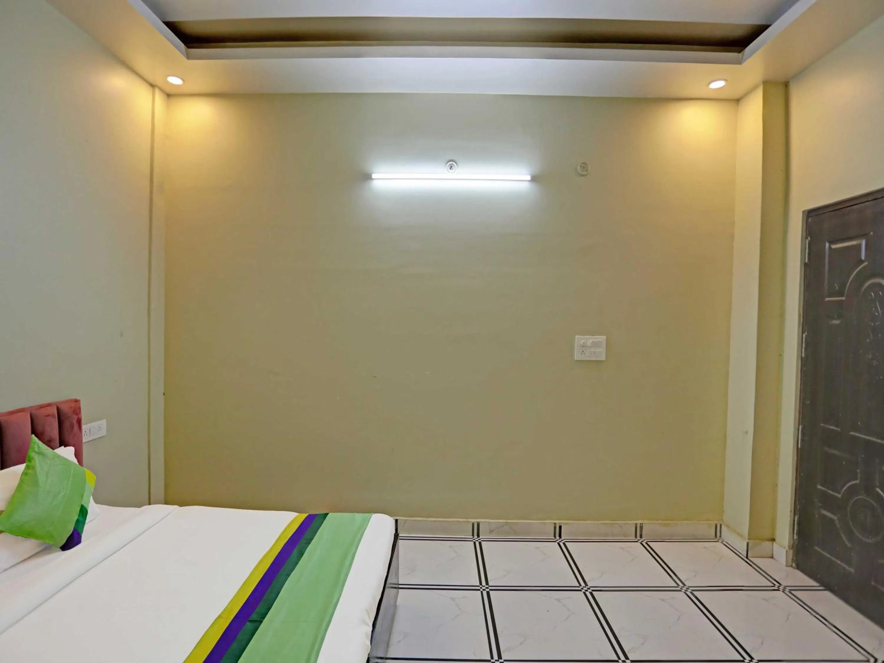 Bedroom, Bed in Hotel O Expo View Stay