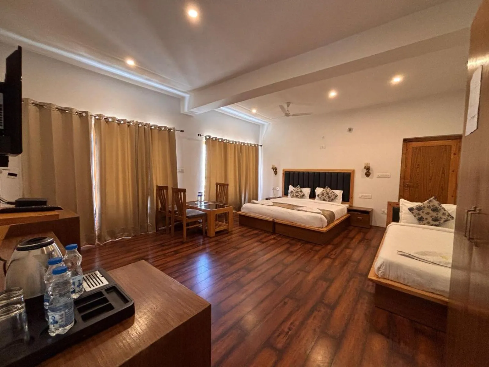 Bed in LADAKH ODYSSEY Hotel