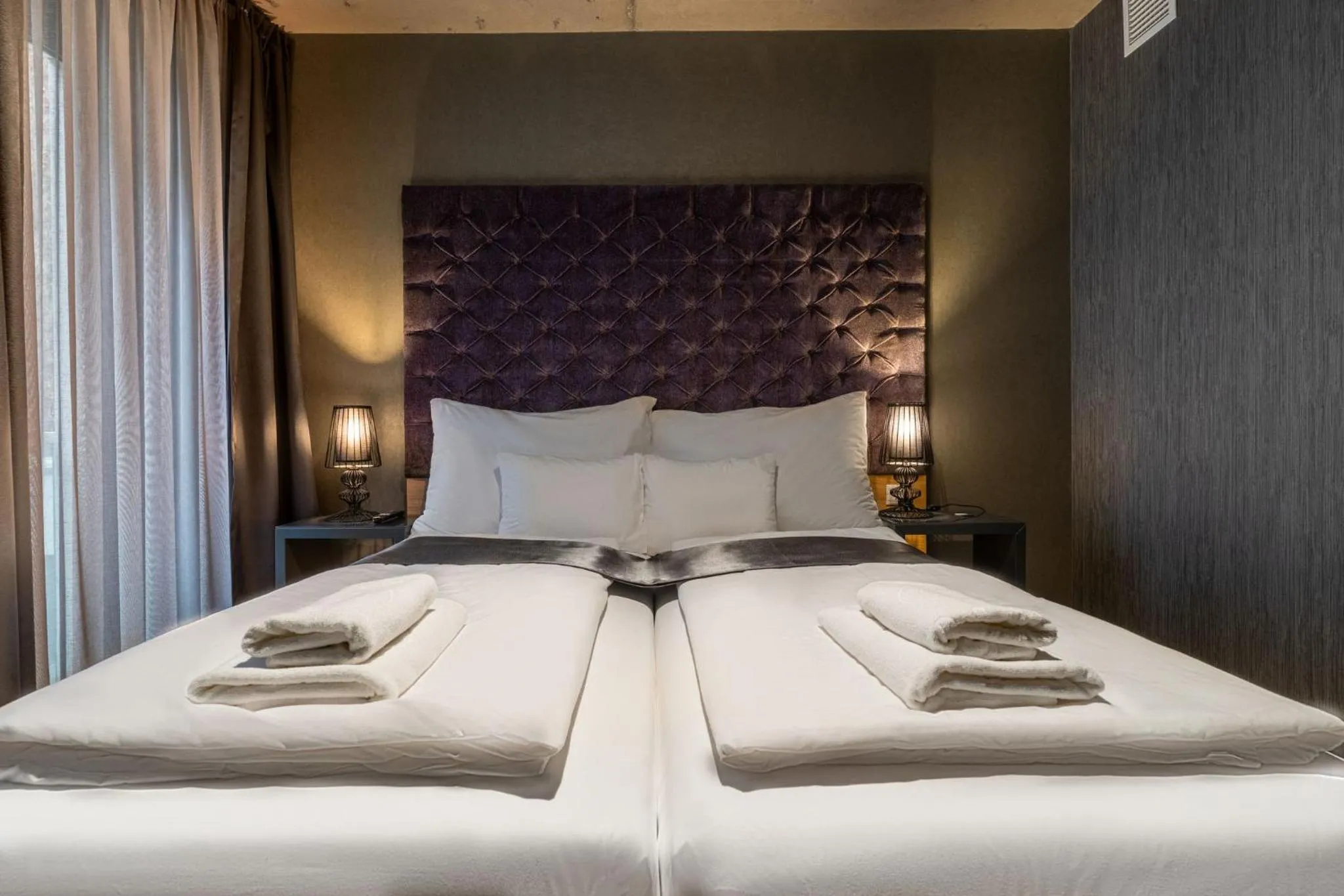 Bed in Onyx Luxury Budapest