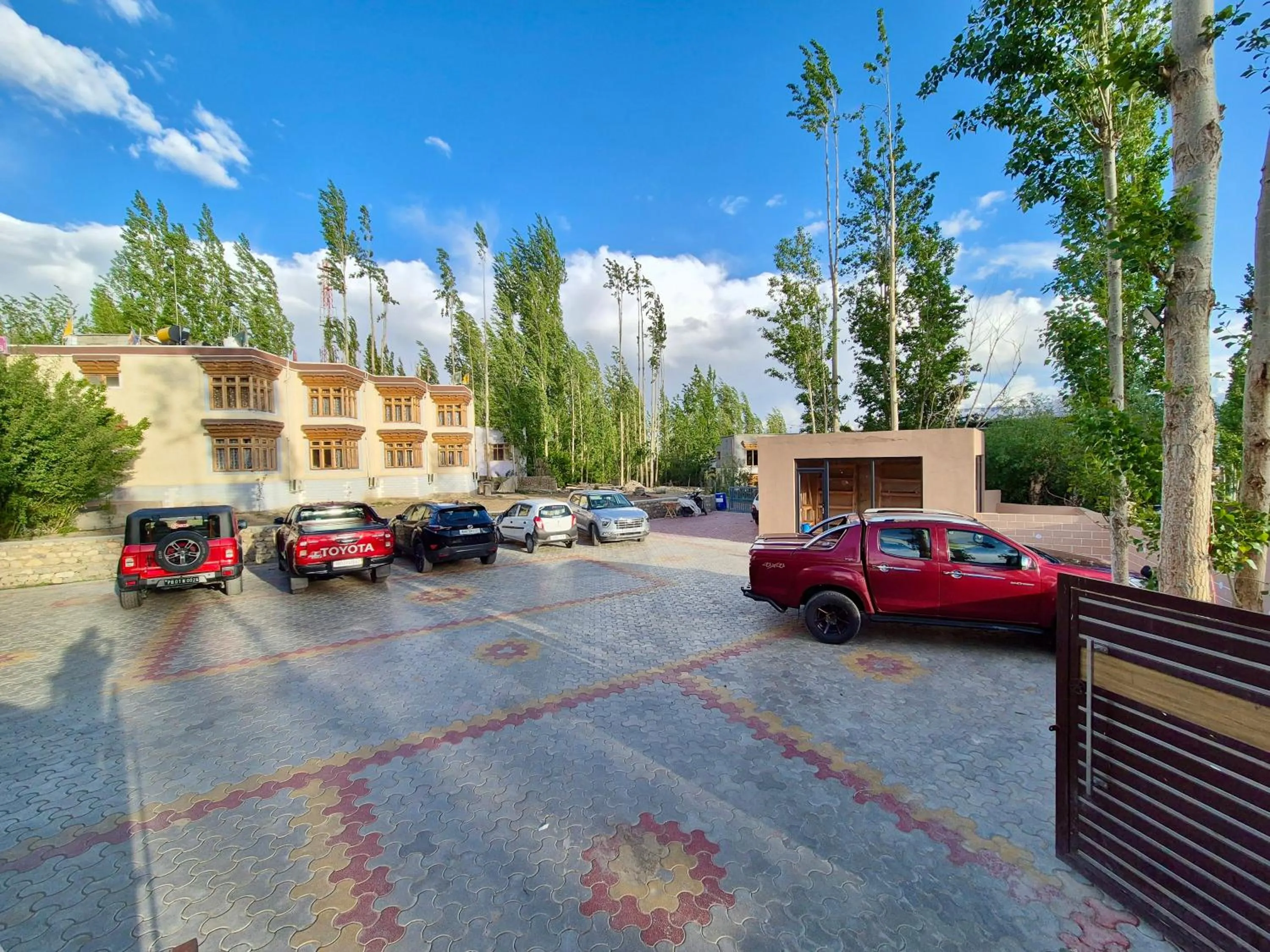 Parking in Hotel Palam Hills