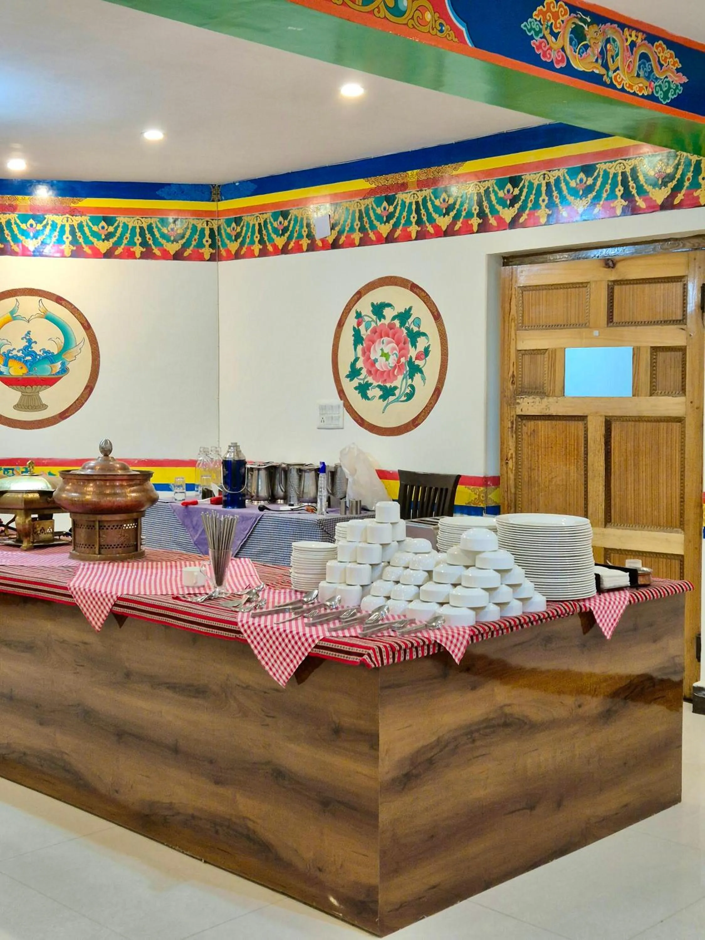 Dining area in Hotel Palam Hills