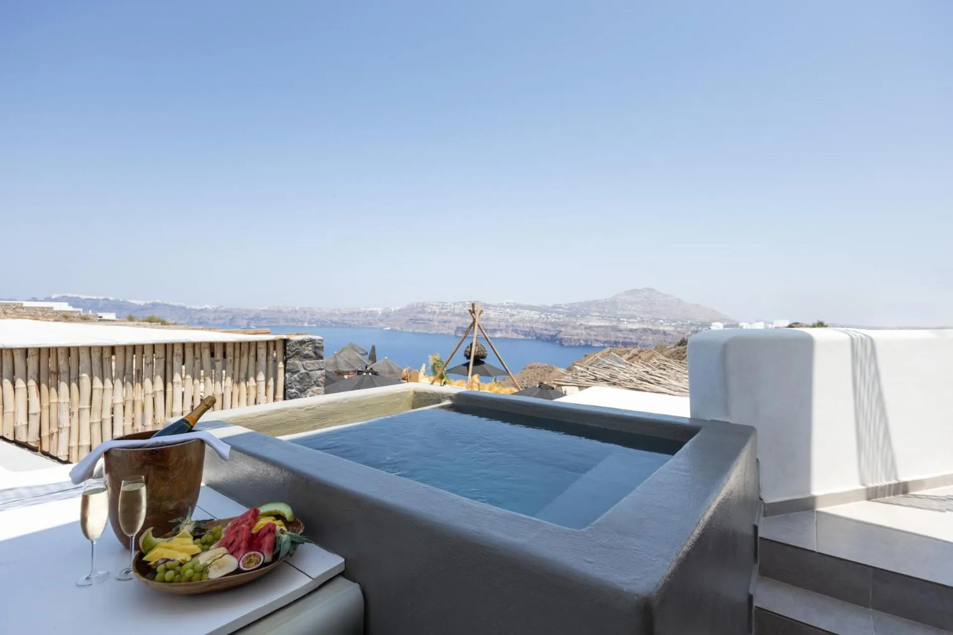 Hot Tub in Divino Caldera