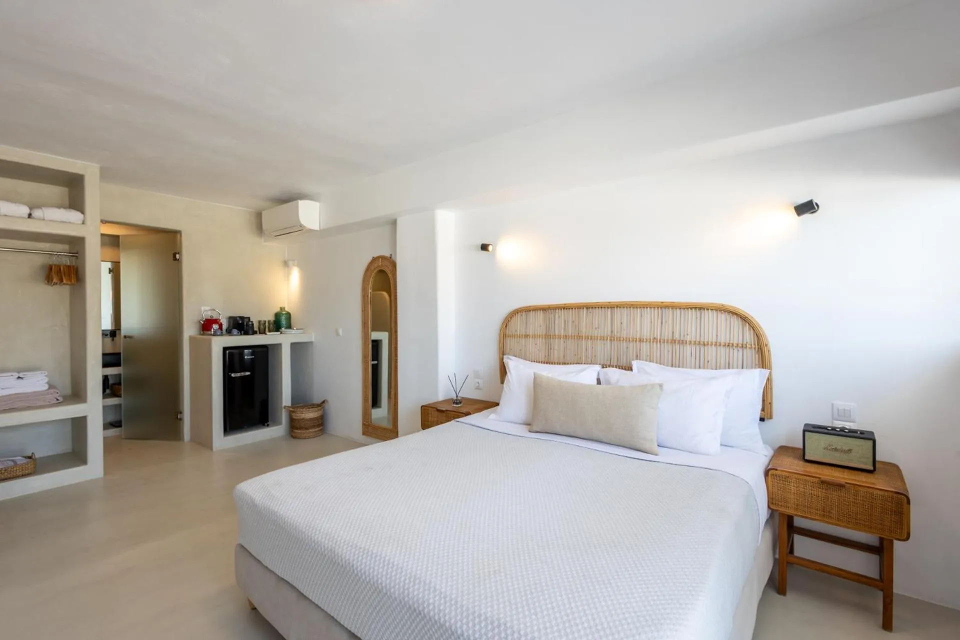 Bed in Divino Caldera