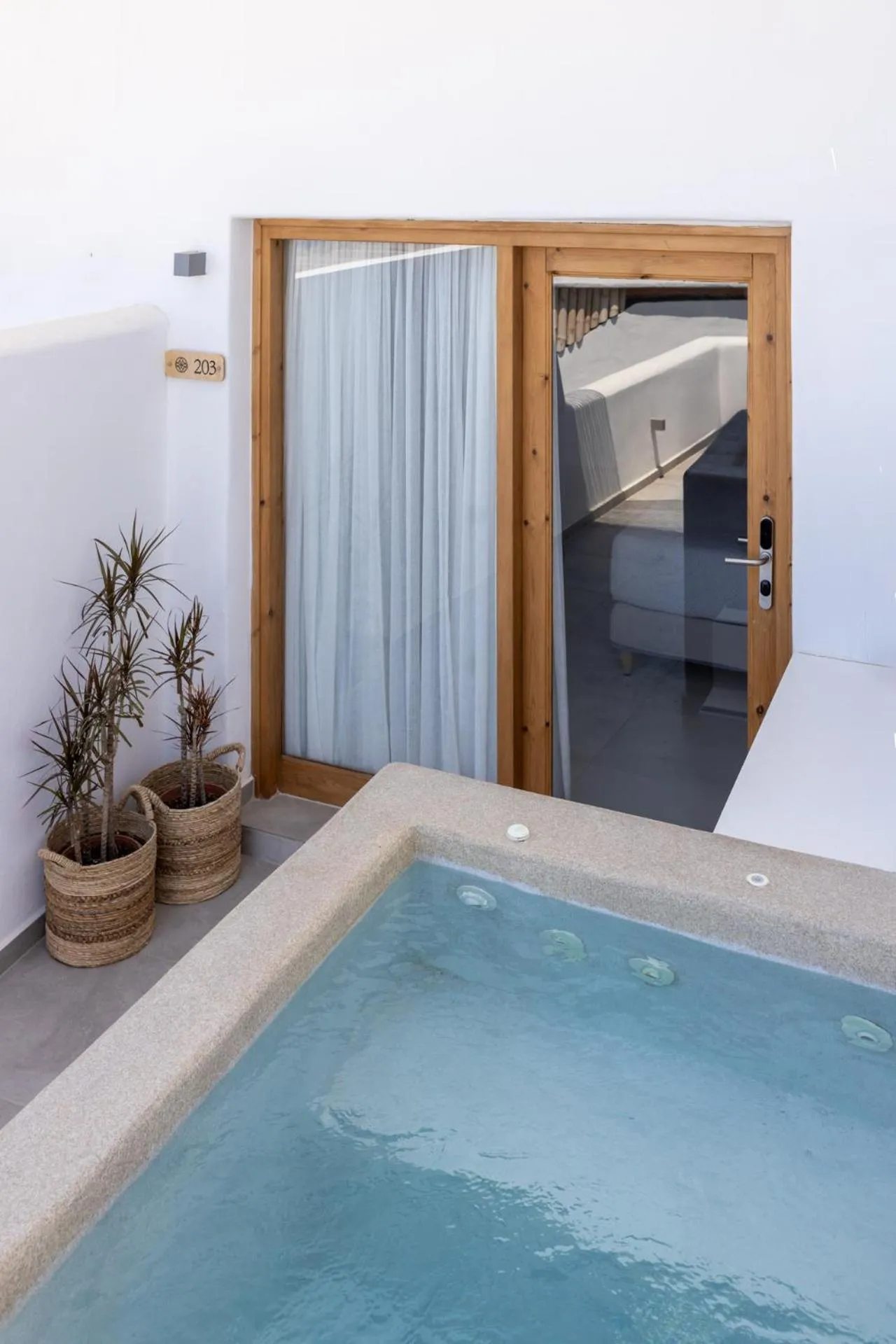 Hot Tub in Divino Caldera