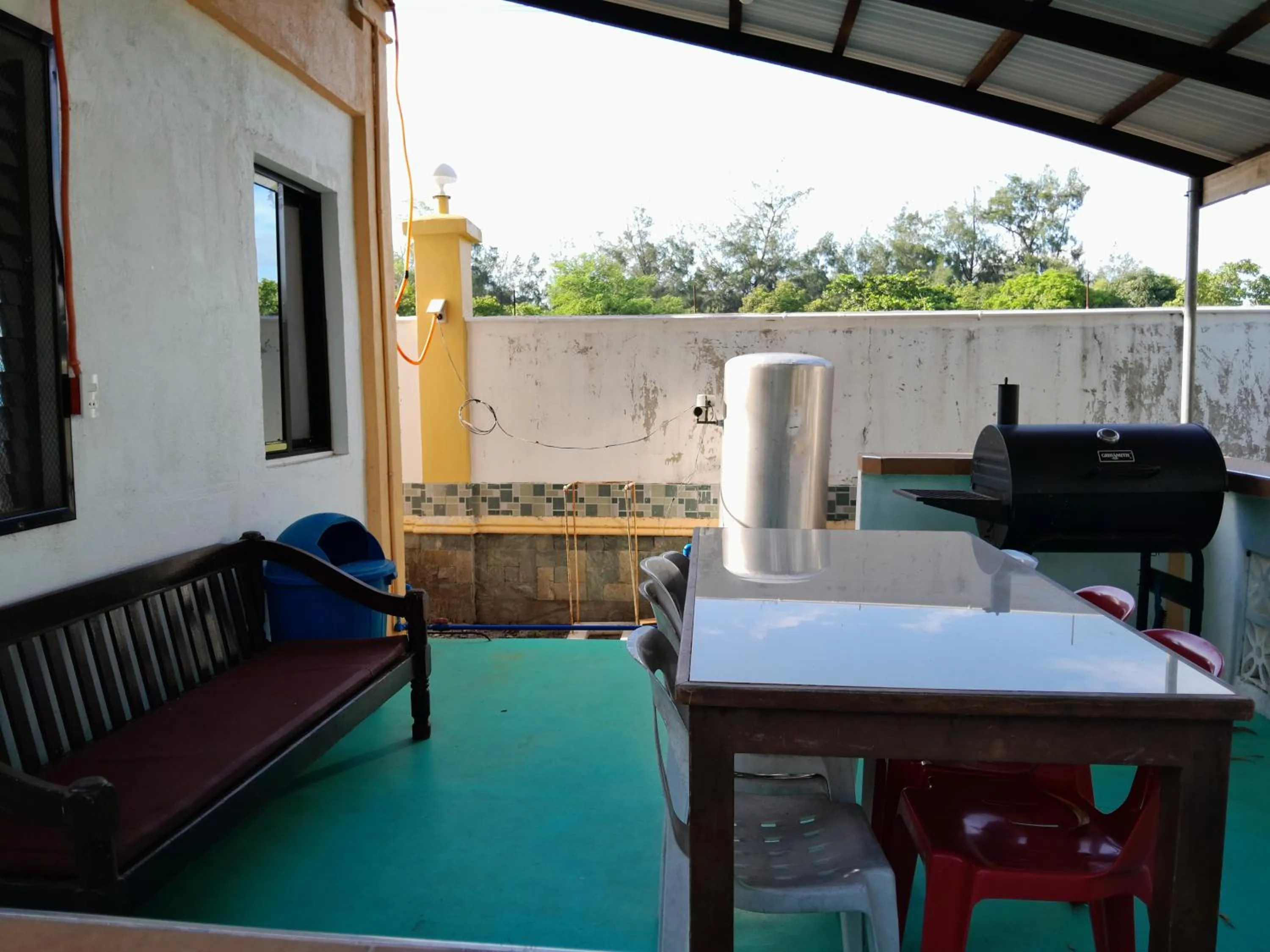 Day in Good Guys Beach Resort