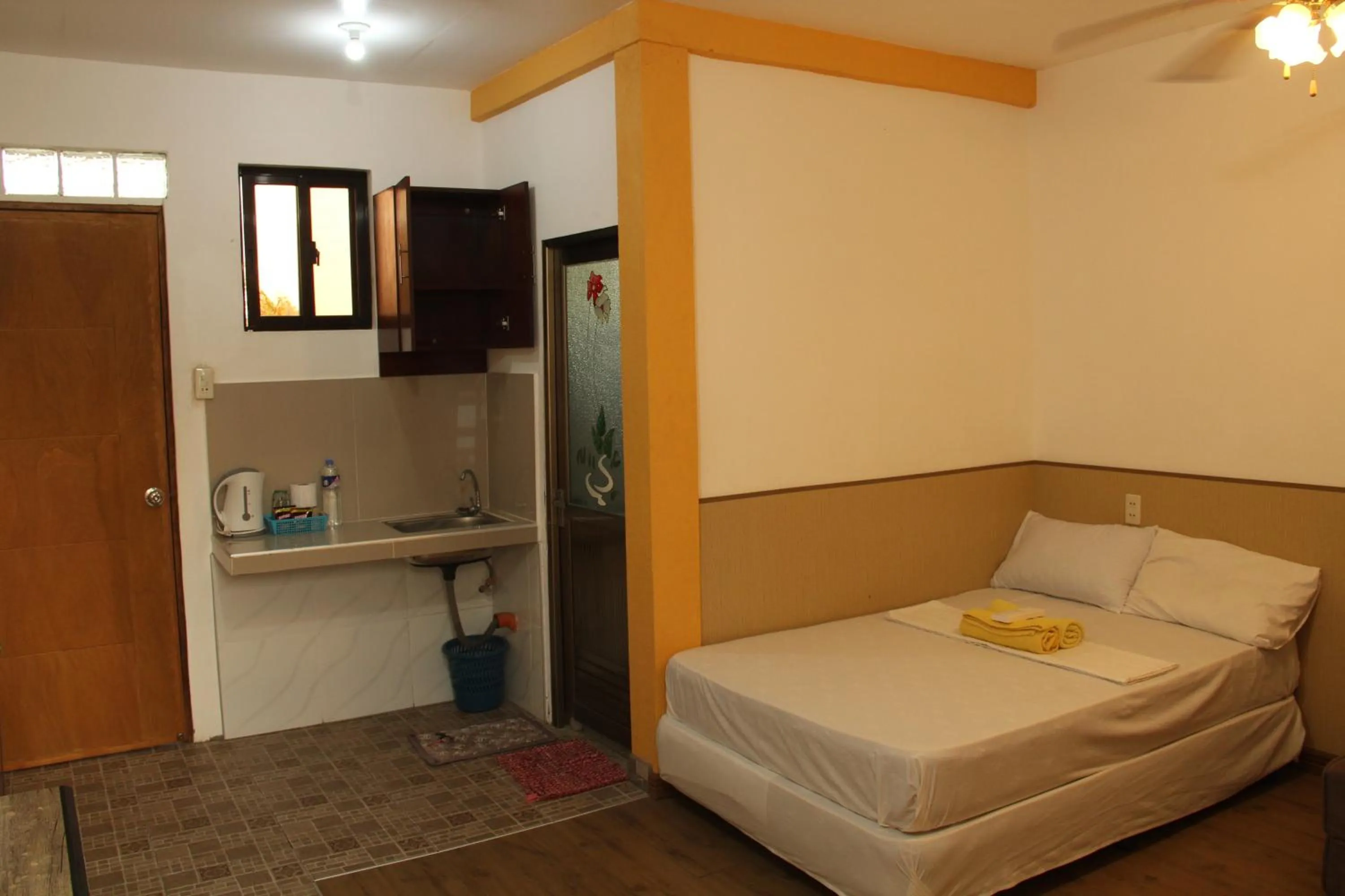 Photo of the whole room, Bed in Good Guys Beach Resort