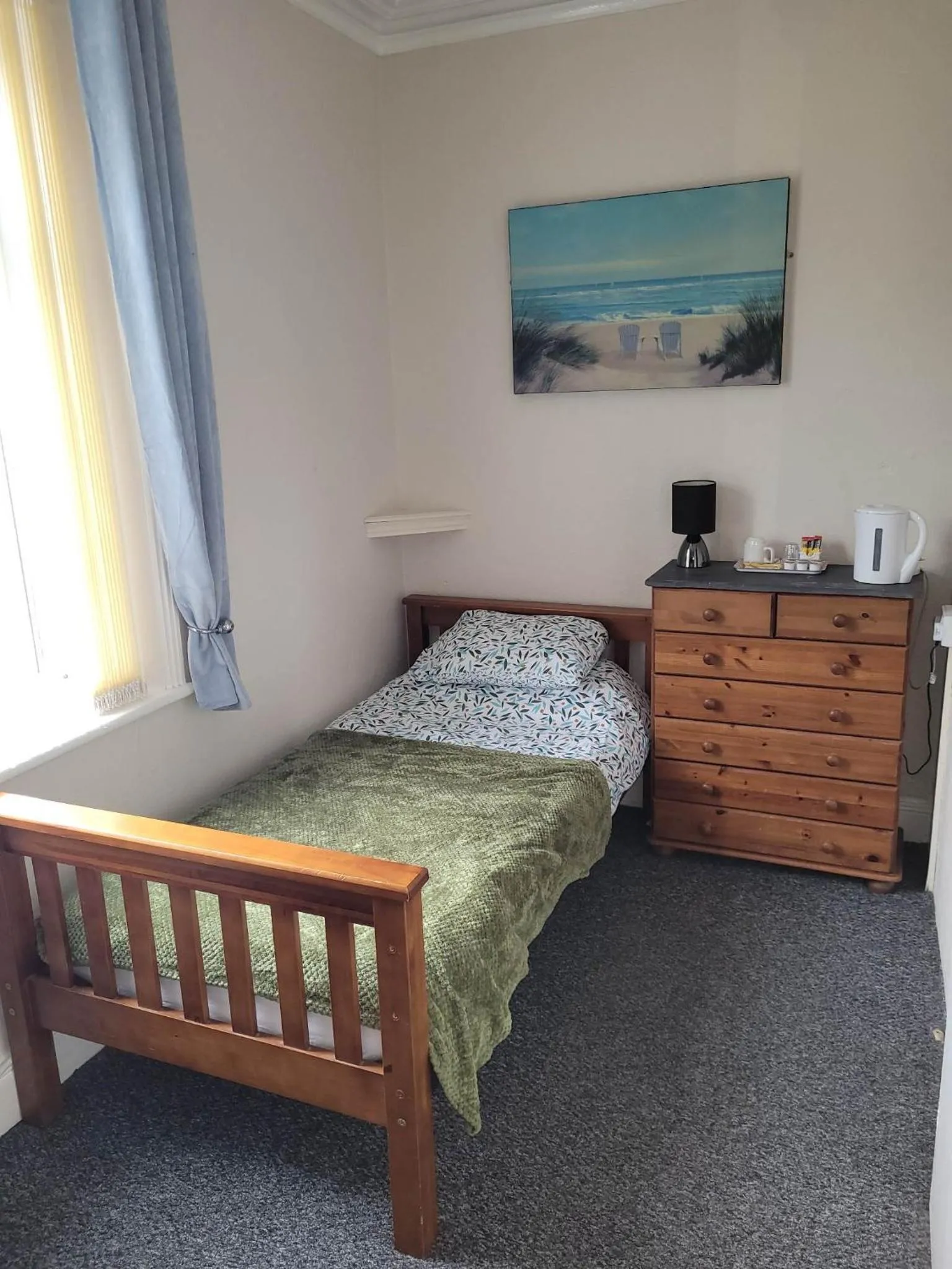 Photo of the whole room, Bed in Maydene Hotel