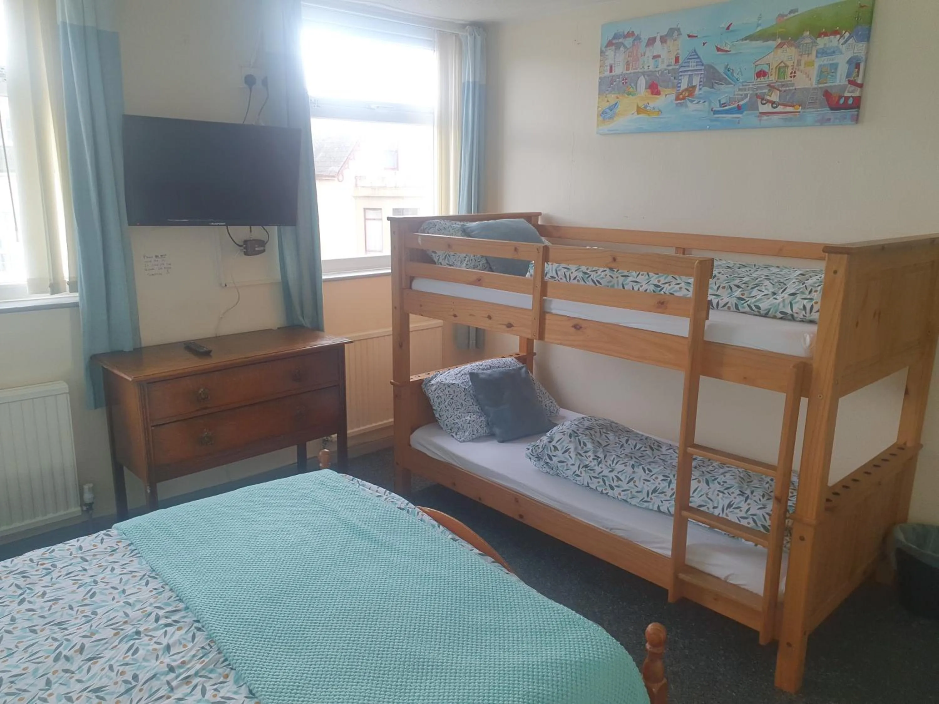 Bedroom, Bed in Maydene Hotel