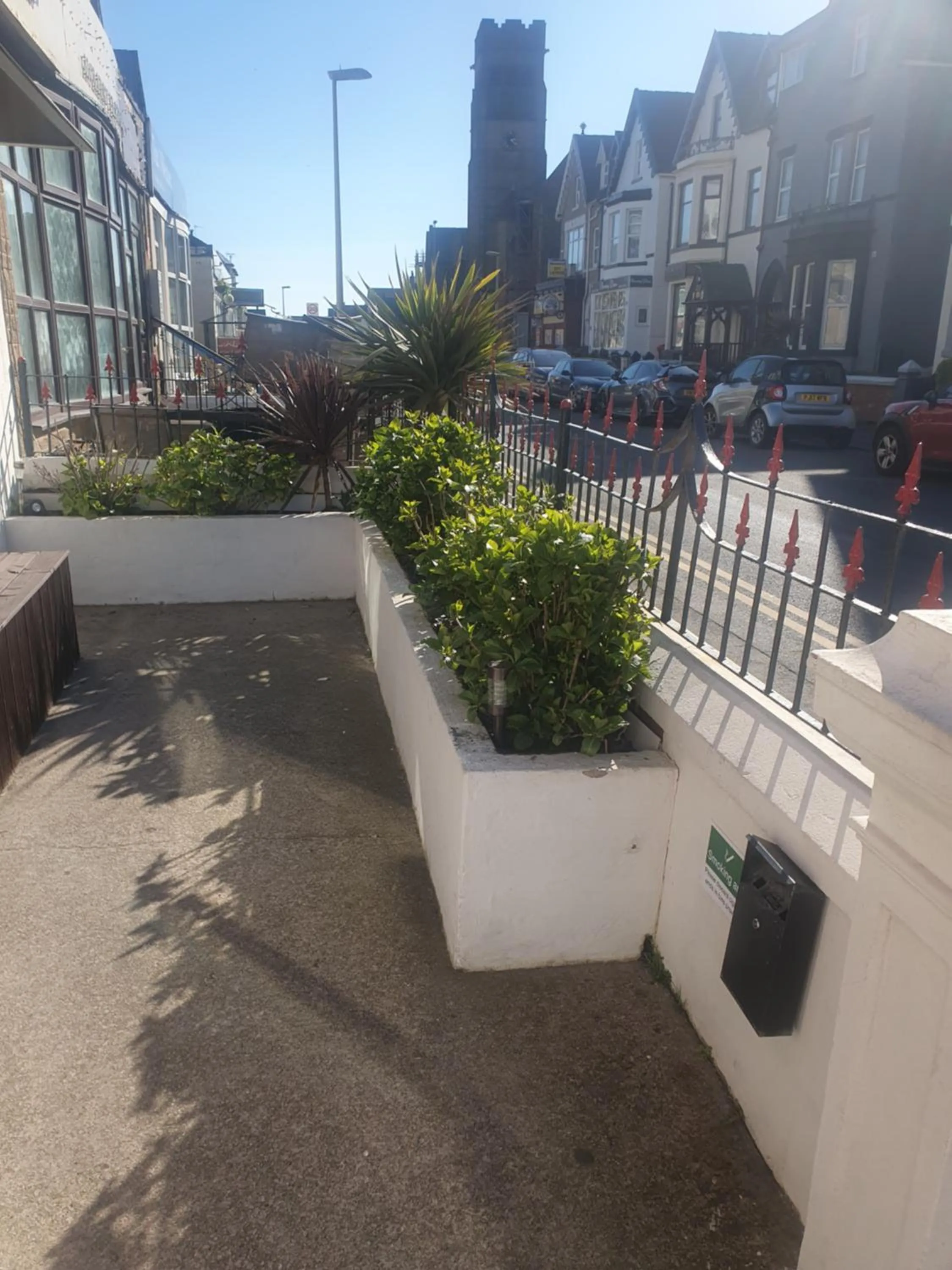 Neighbourhood in Maydene Hotel