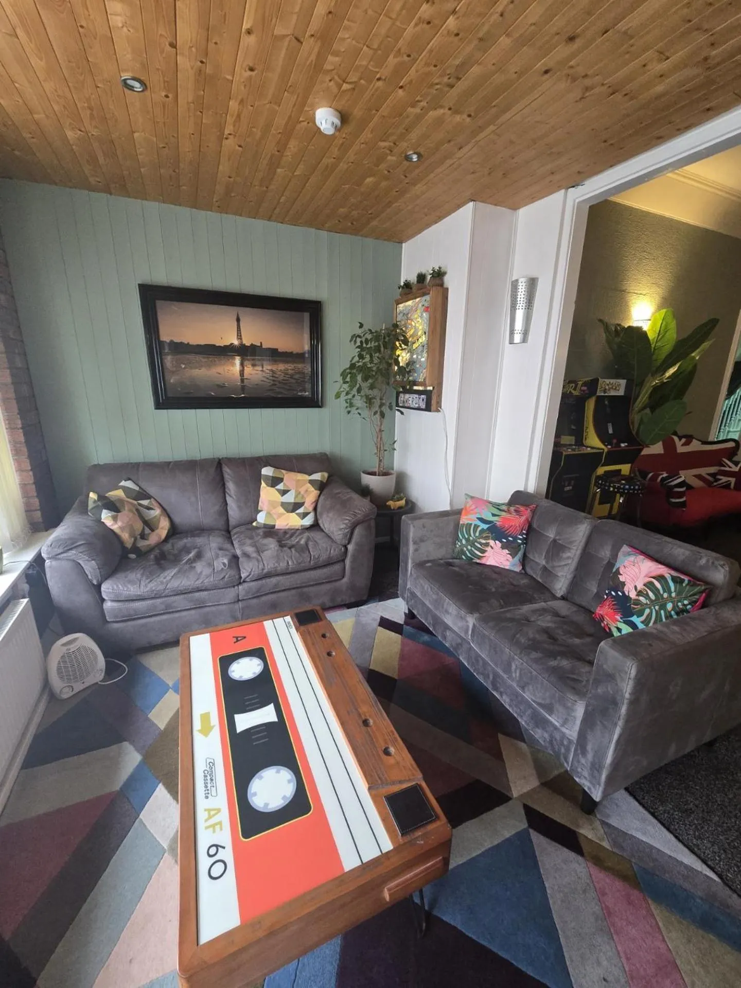 Living room in Maydene Hotel