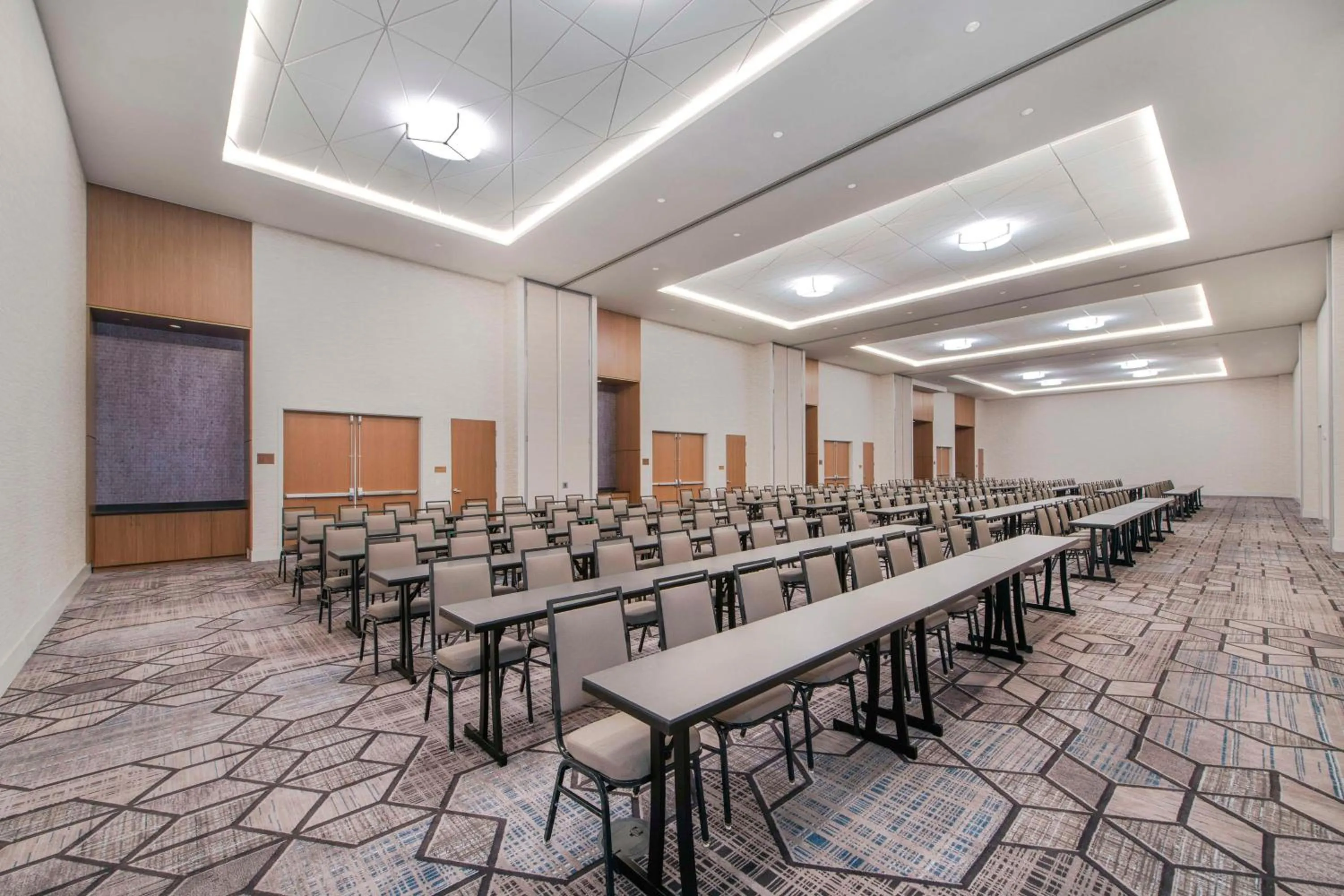 Meeting/conference room in Embassy Suites By Hilton Asheville Downtown