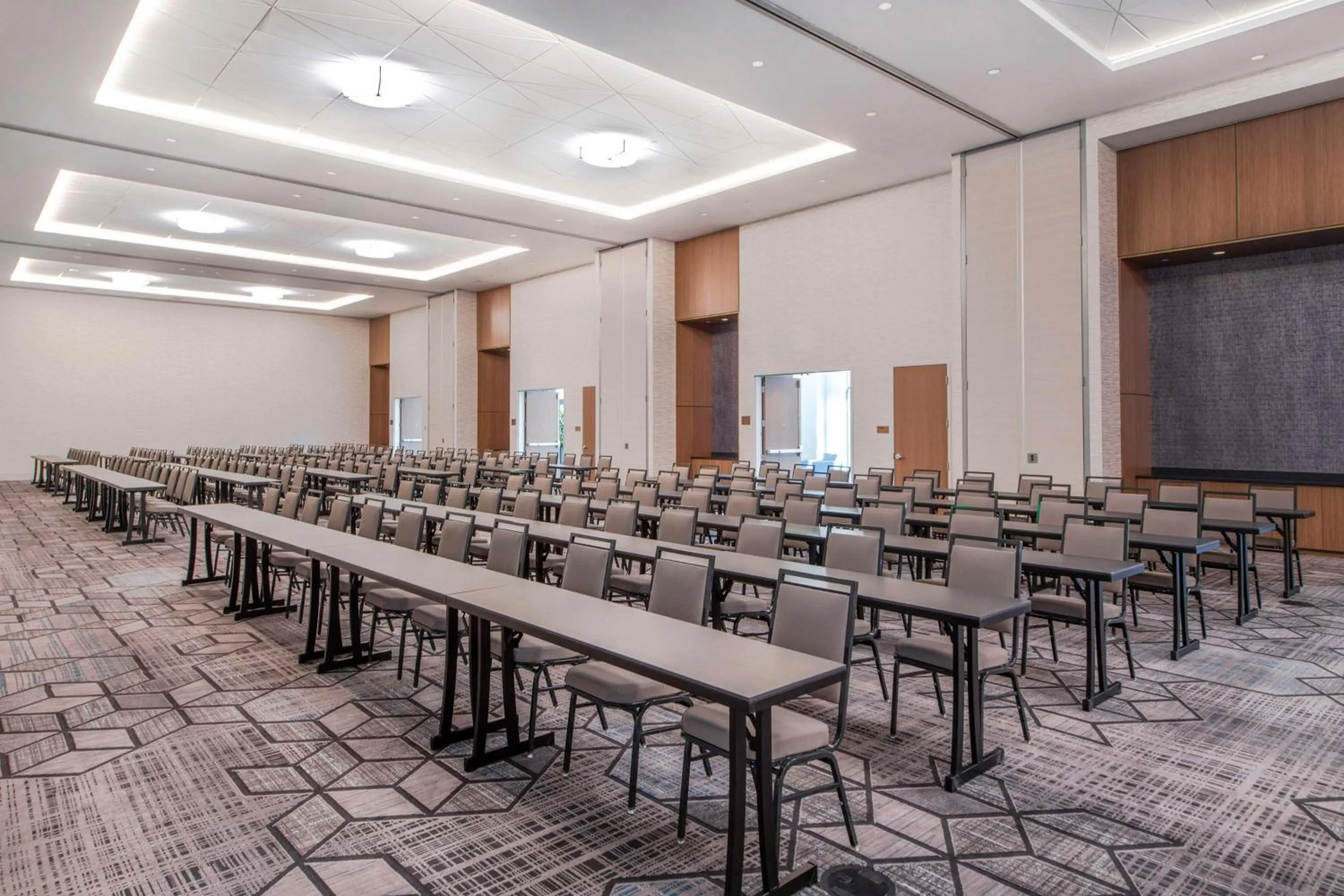 Meeting/conference room in Embassy Suites By Hilton Asheville Downtown