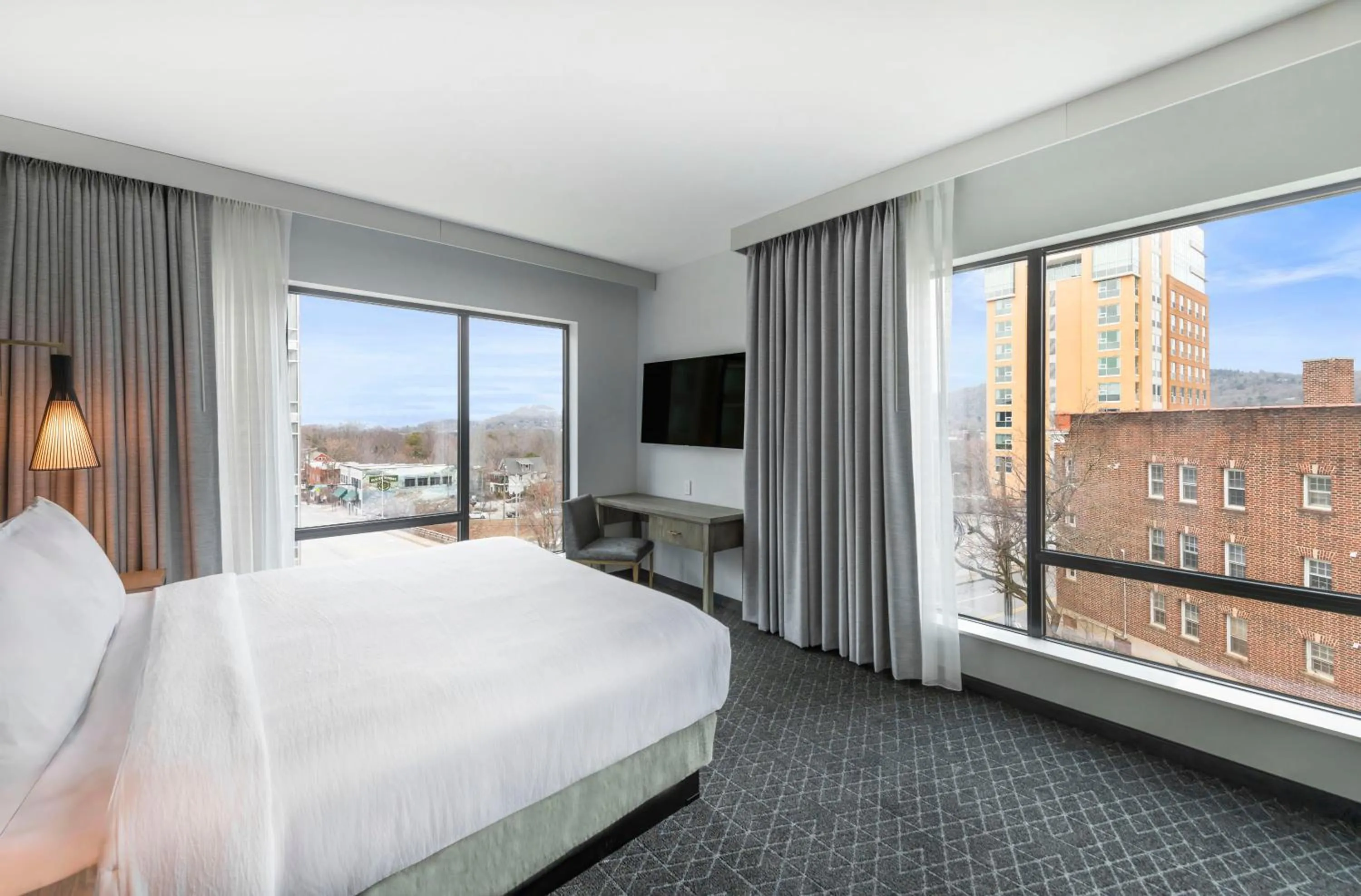 Bed in Embassy Suites By Hilton Asheville Downtown